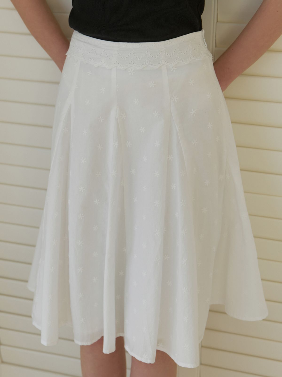 리엘(RE L) Sora flower laced skirt (white)
