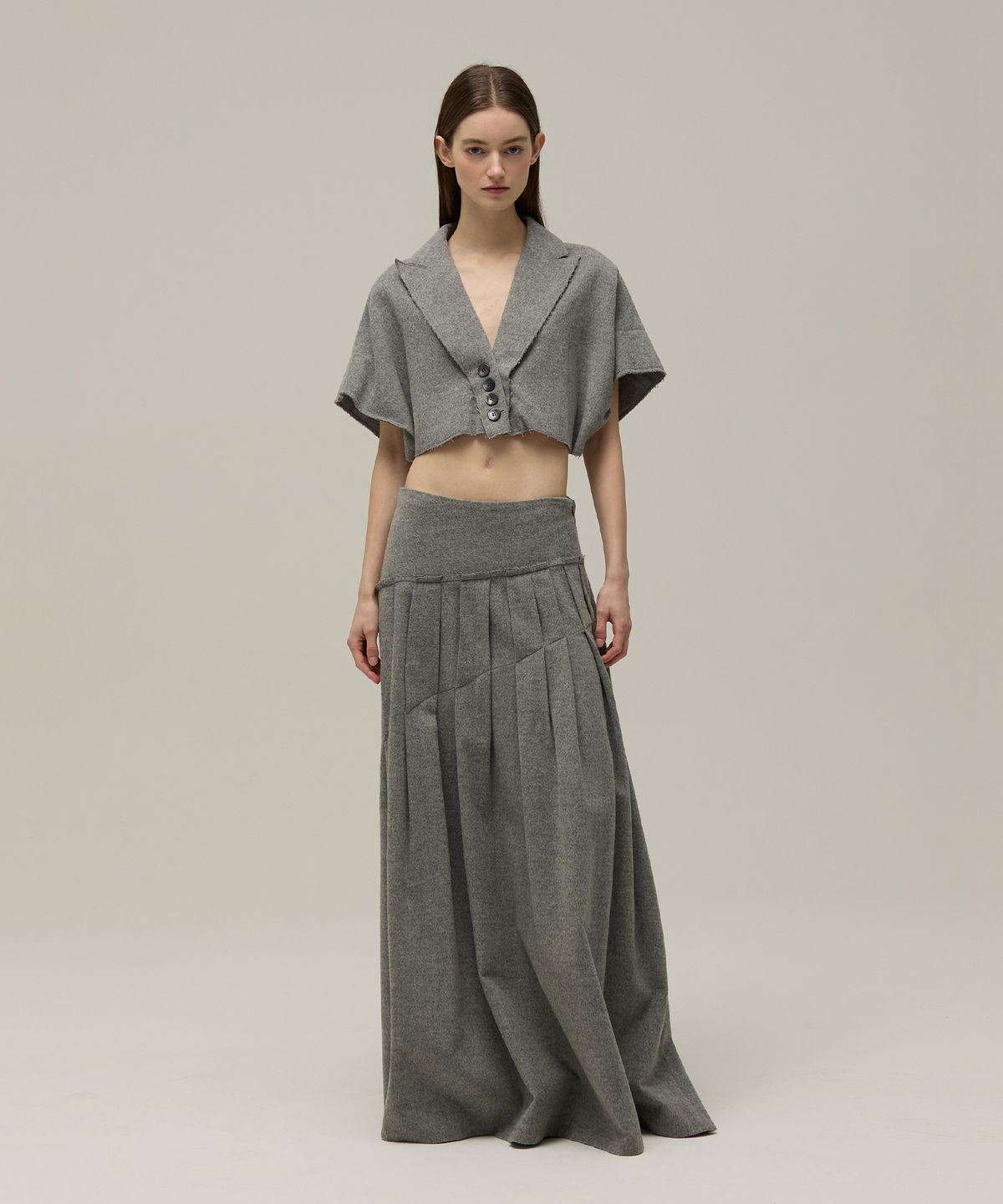 므아므(MMAM) Wool unbalanced pleated skirt