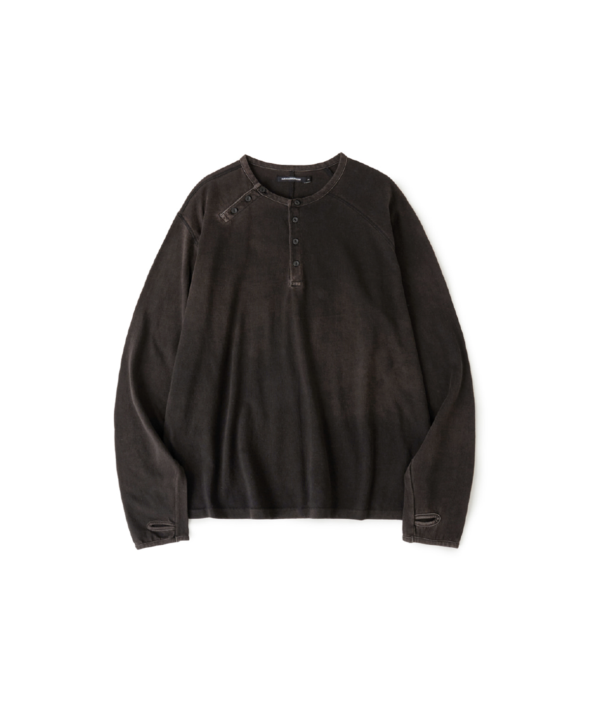 해칭룸(HATCHINGROOM) Double Henley Neck Tee Bleached Black