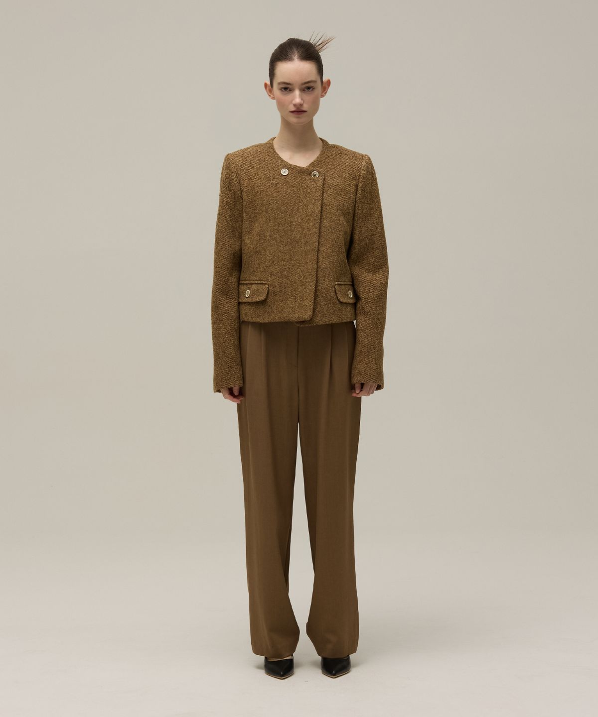 므아므(MMAM) Signature pin-tuck slacks