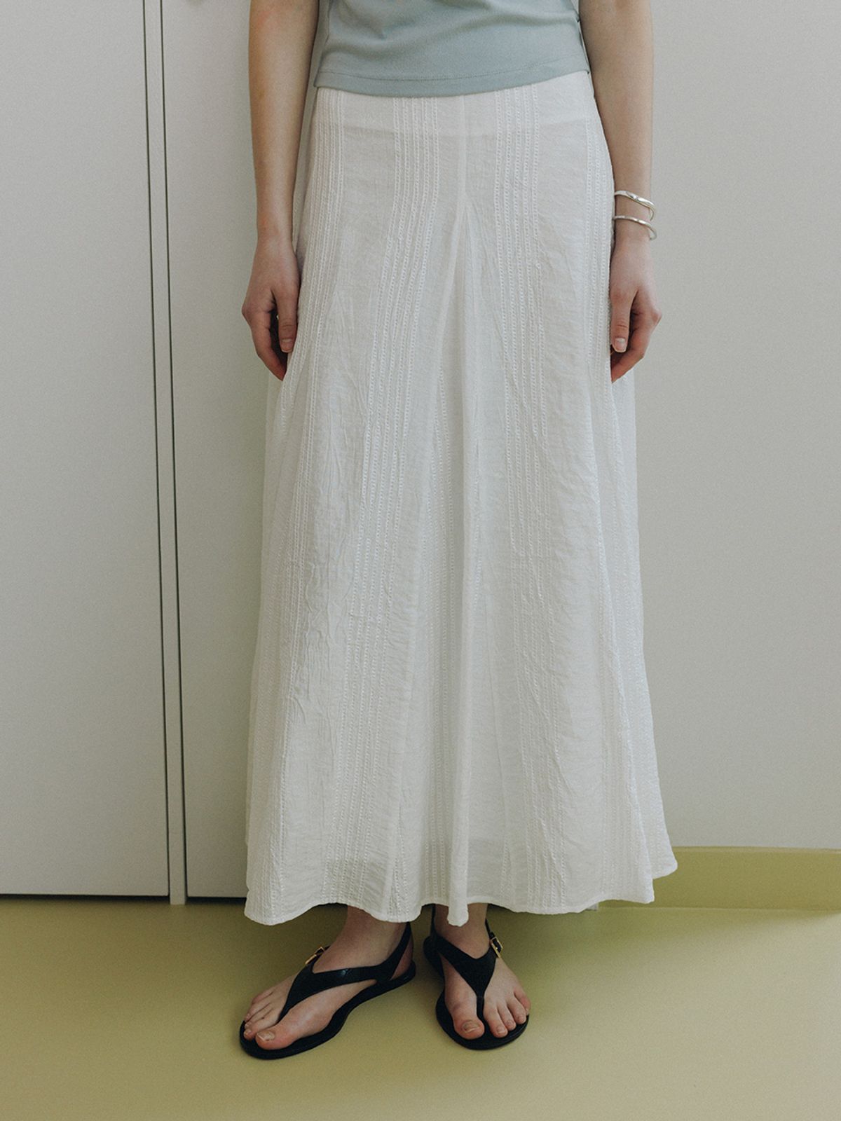 루에브르(LOEUVRE) Panel Volume Flare Skirt SW6MS743_2color