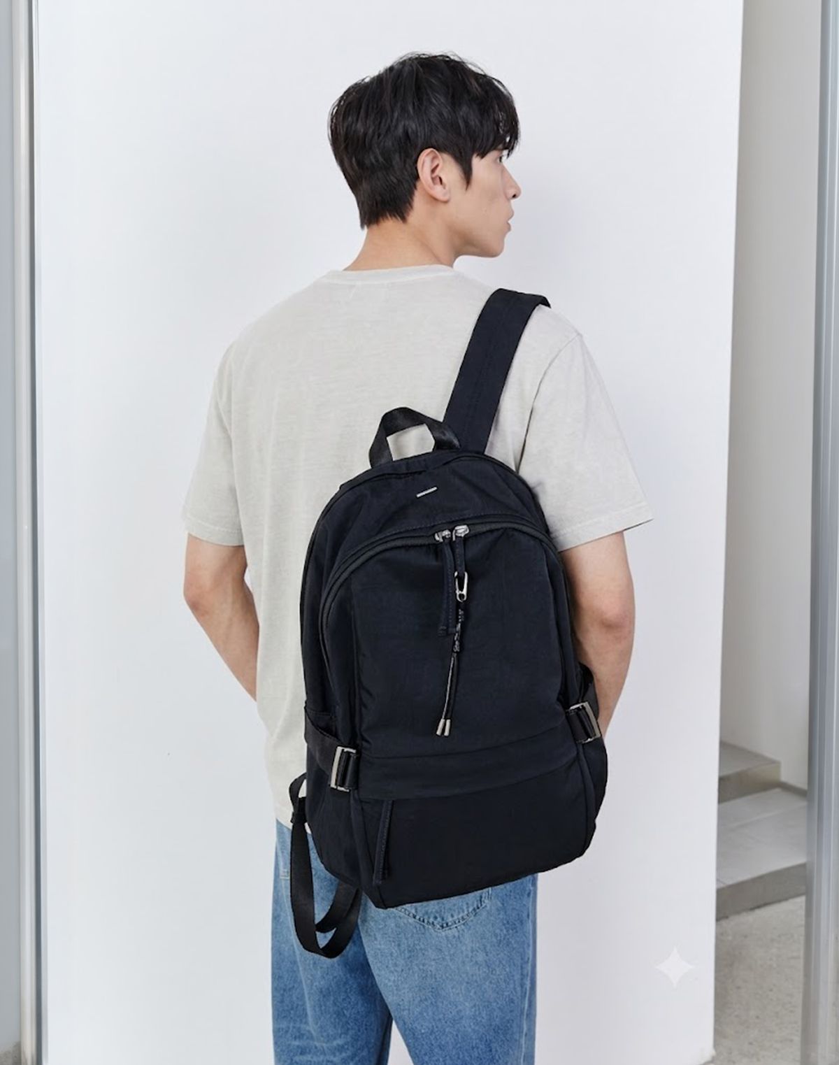 질스튜어트 맨 액세서리(JILLSTUART MEN ACC) [FLUI][플루이]탈부착 참장식 나일론 블랙 백팩 JUBA6F101BK