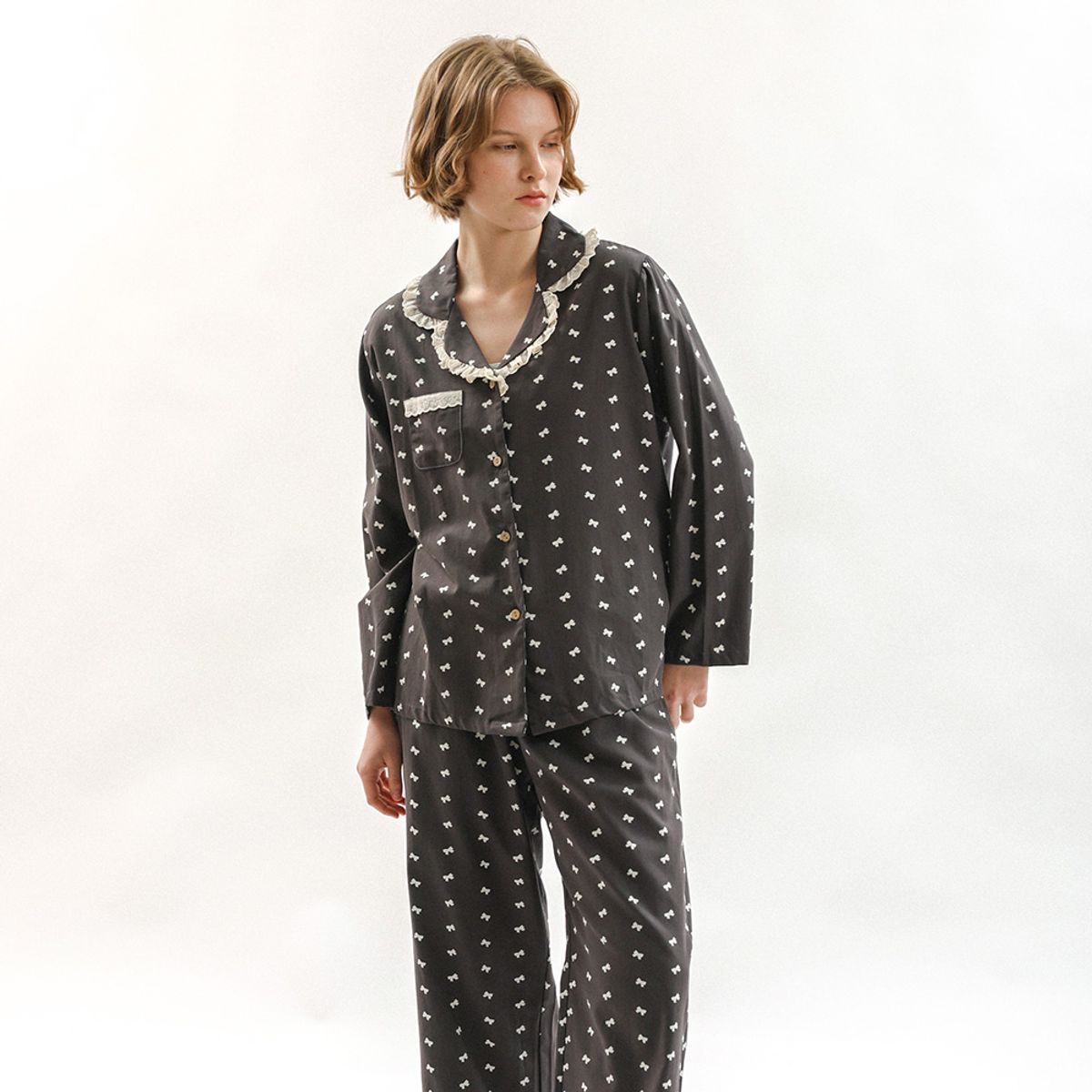 멜라니조이(MELANIE JOY) MJ_Lovely frill lace collar pajama two-piece set_2color