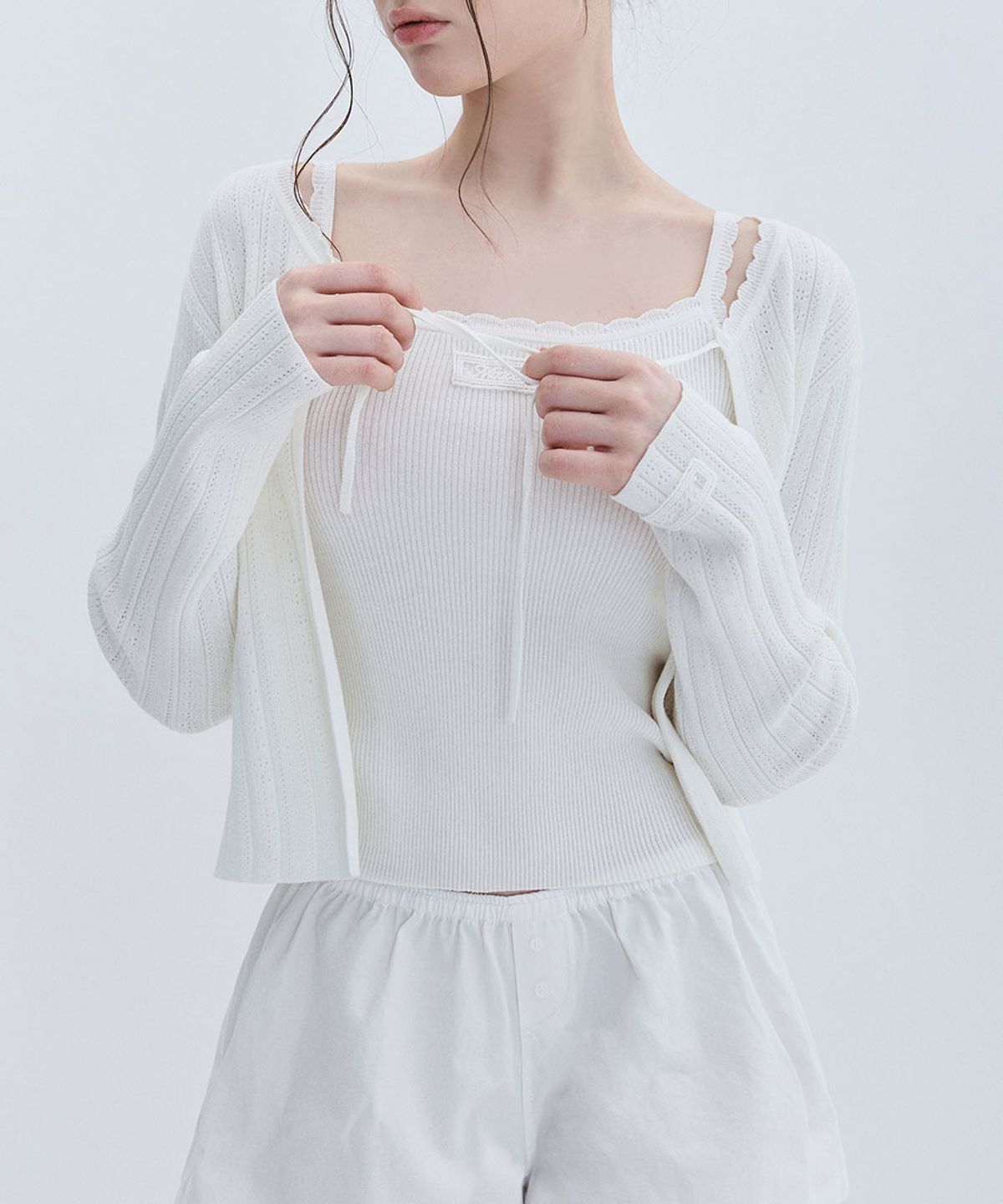 모아벨(MOABEL) CREAMY LABEL CARDIGAN - CREAM