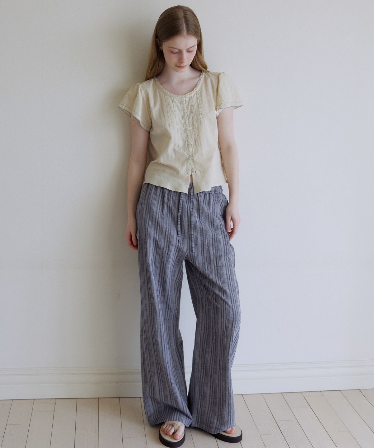 노운베러(KNOWNBETTER) Natural stripe pants [KNSS08PT02]_Gray