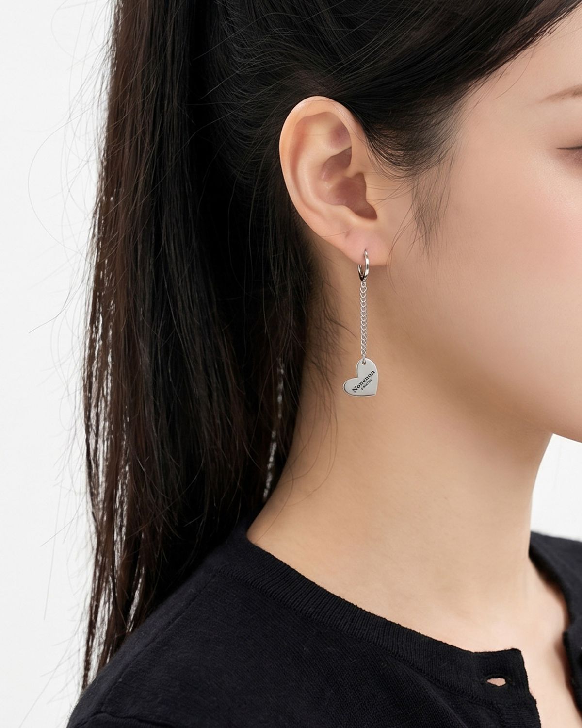 논논(NONENON) CROOKED LOVE CHAIN EAR