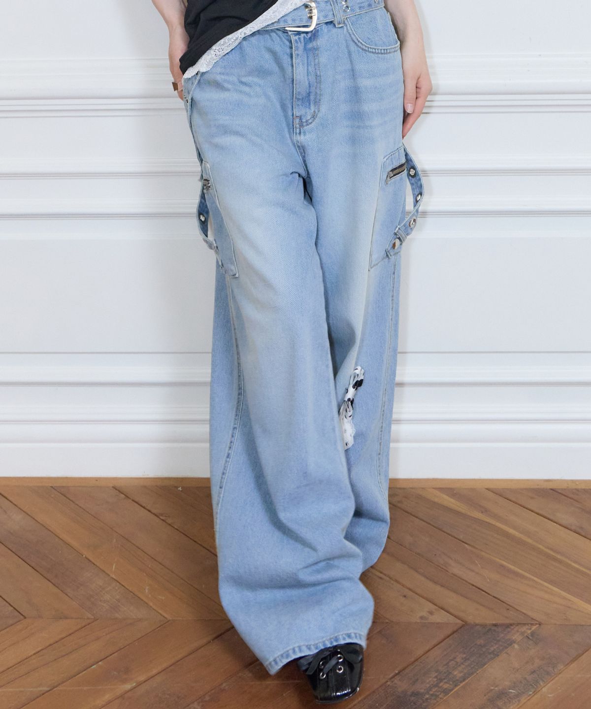 러브이즈트루(LUVISTRUE) SY POCKET BELT PANTS(BLUE)