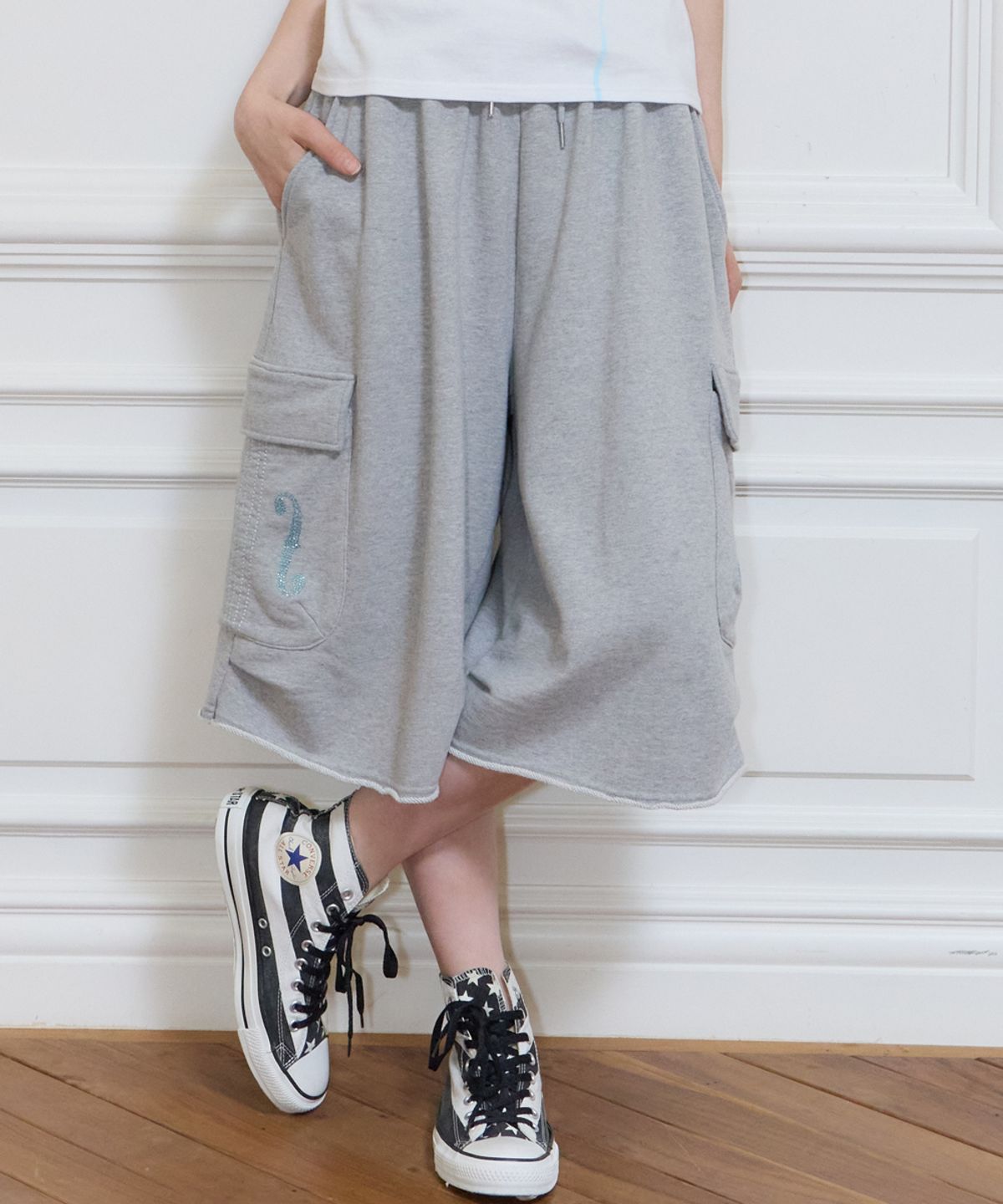 러브이즈트루(LUVISTRUE) SY BERMUDA SHORTS(GRAY)