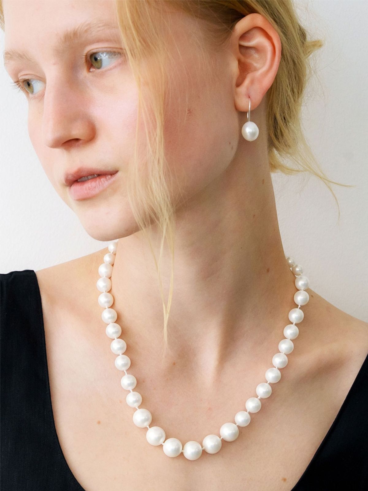 러브미몬스터(LOVE ME MONSTER) Big Wish Pearl Necklace_2COL (L261MNK020)