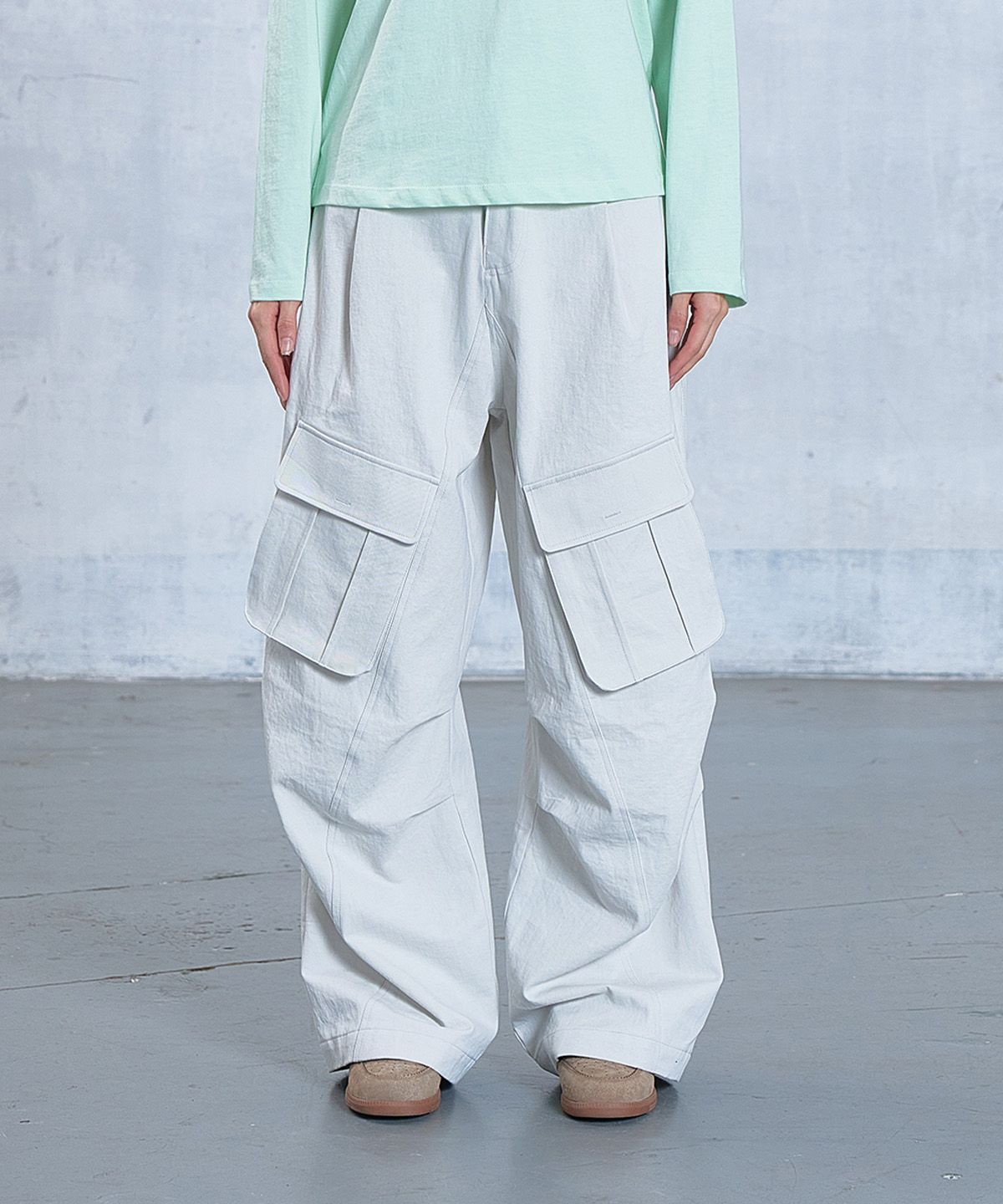 다이닛(DEINET) WASHING CARGO DOUBLE PANTS IN IVORY