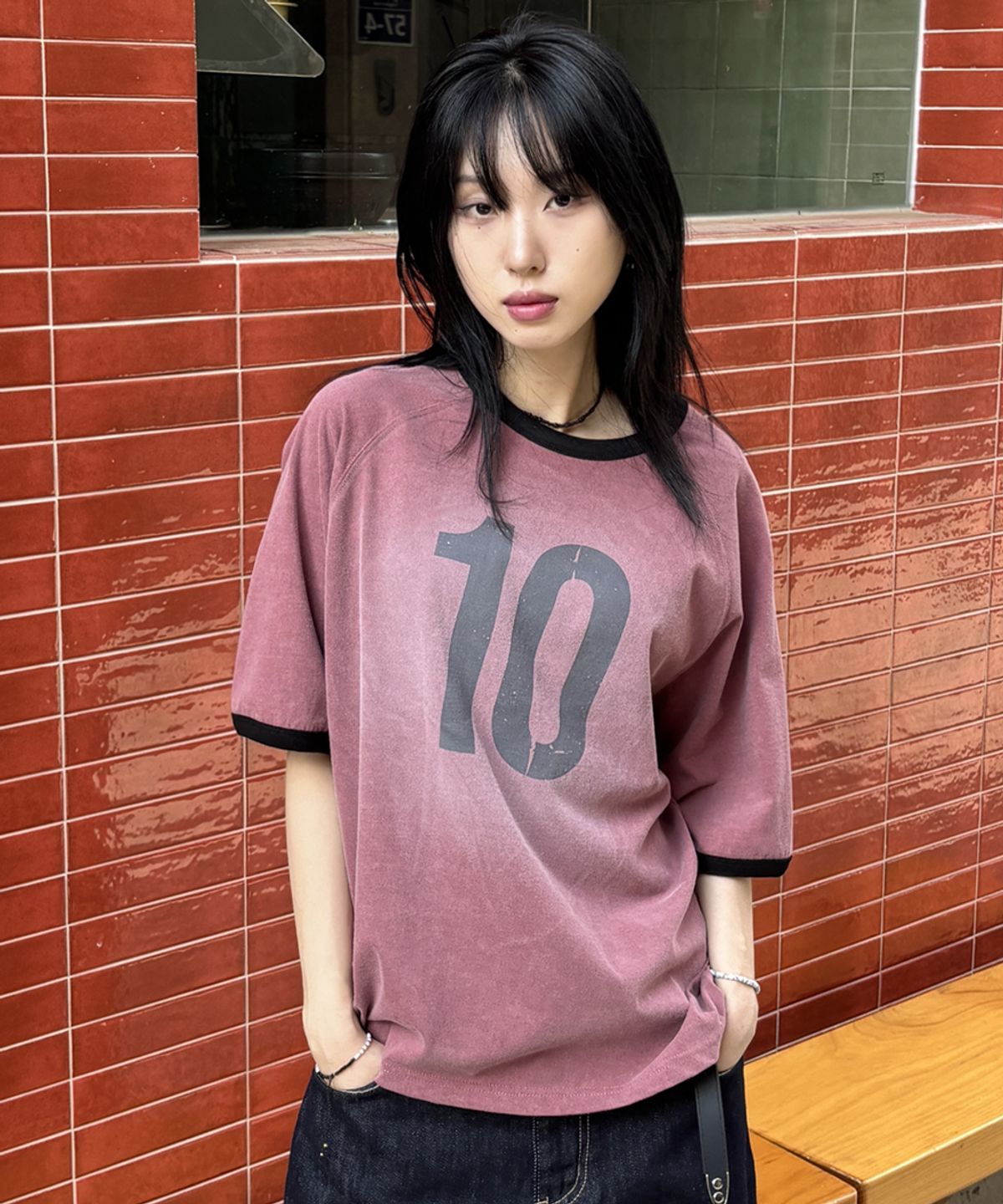 이코르(ECORR) [UNIISEX] 피그먼트 브러쉬 10 크롭 링거 티셔츠_레드