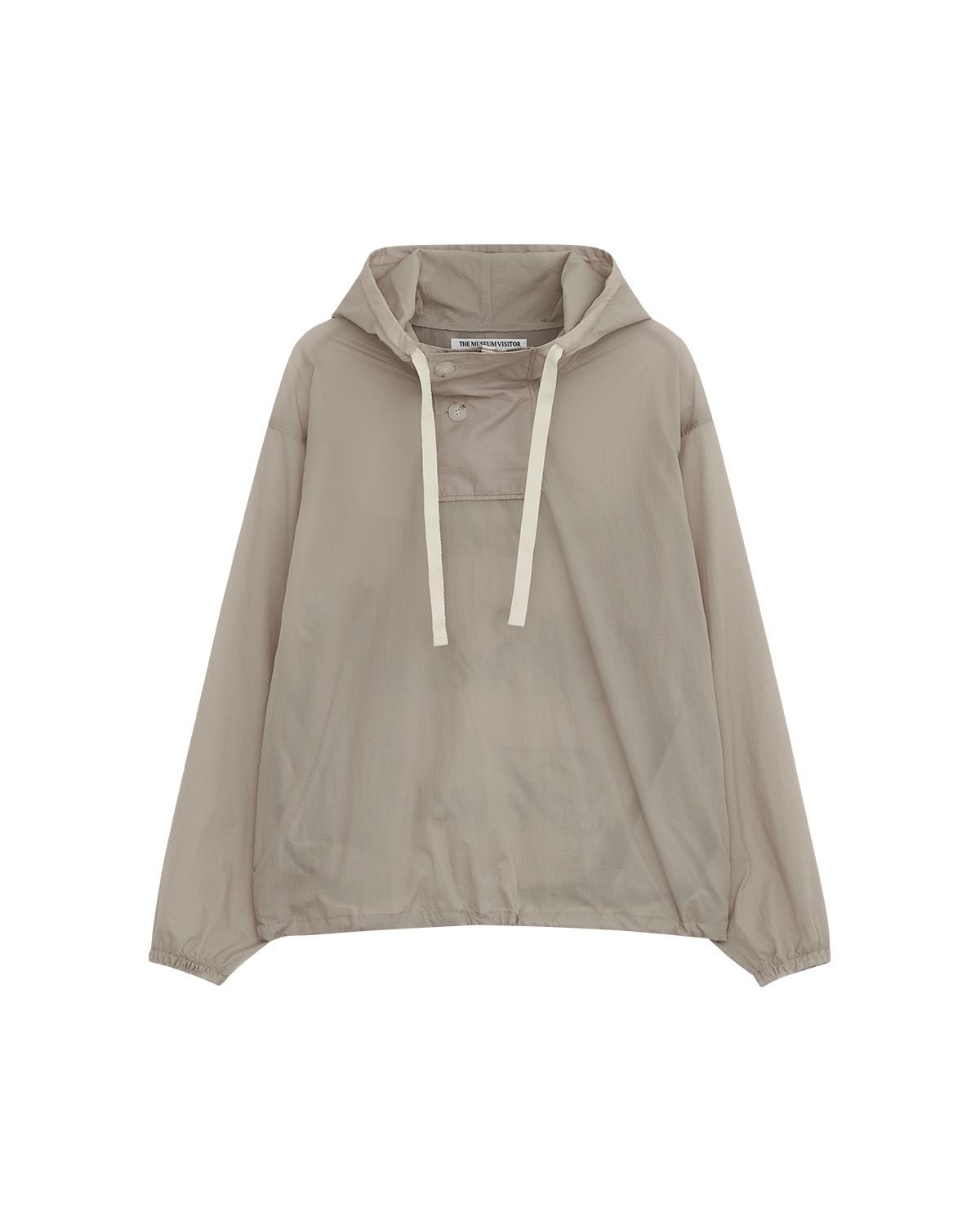 더뮤지엄비지터(THEMUSEUMVISITOR) NYLON SUMMER FLAP ANORAK (BEIGE)