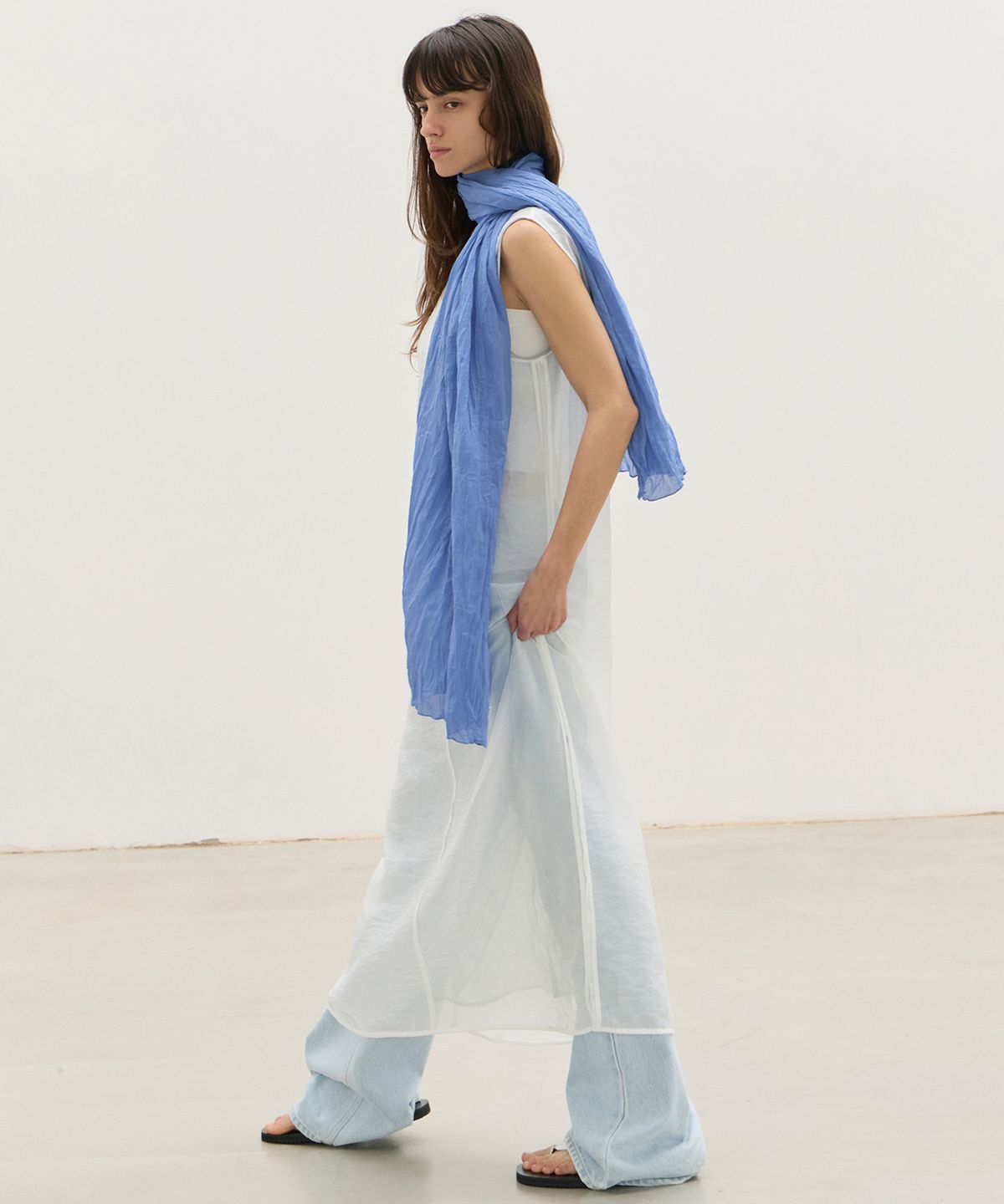 르바(LEVAR) Sheer Cotton Scarf - Harbor Blue
