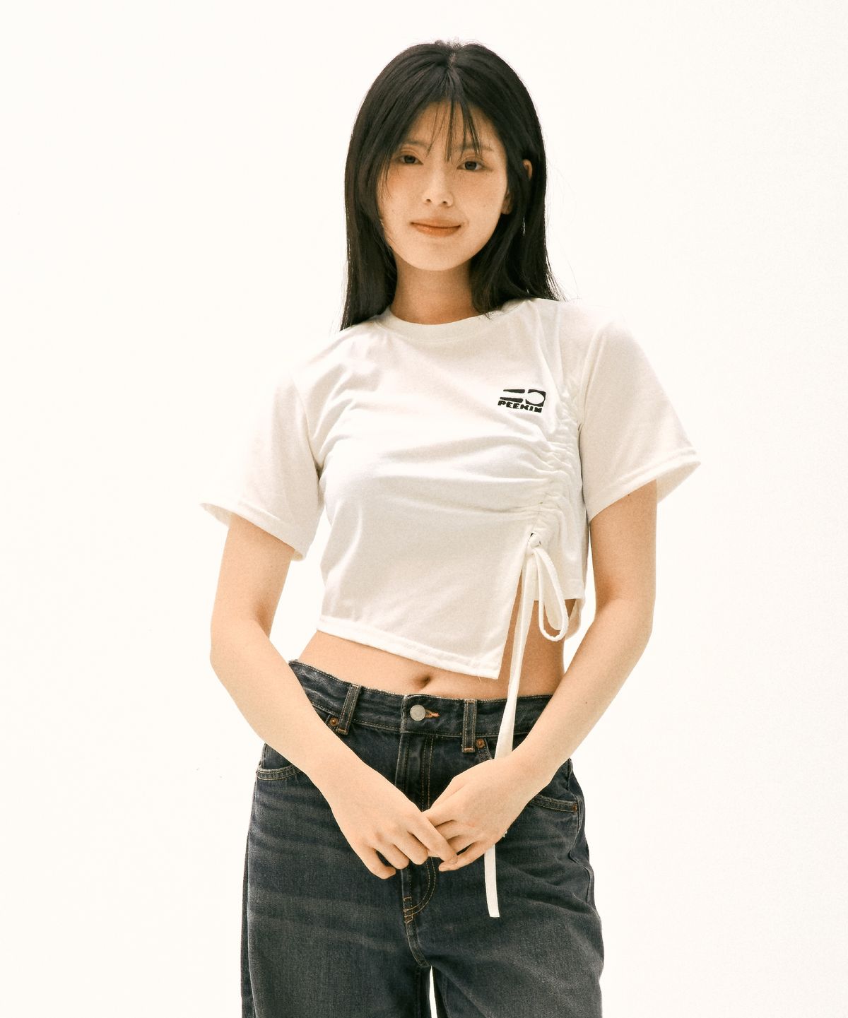 앤드어게인(ANDAGAIN) 스몰 로고 스트링 티셔츠 (화이트