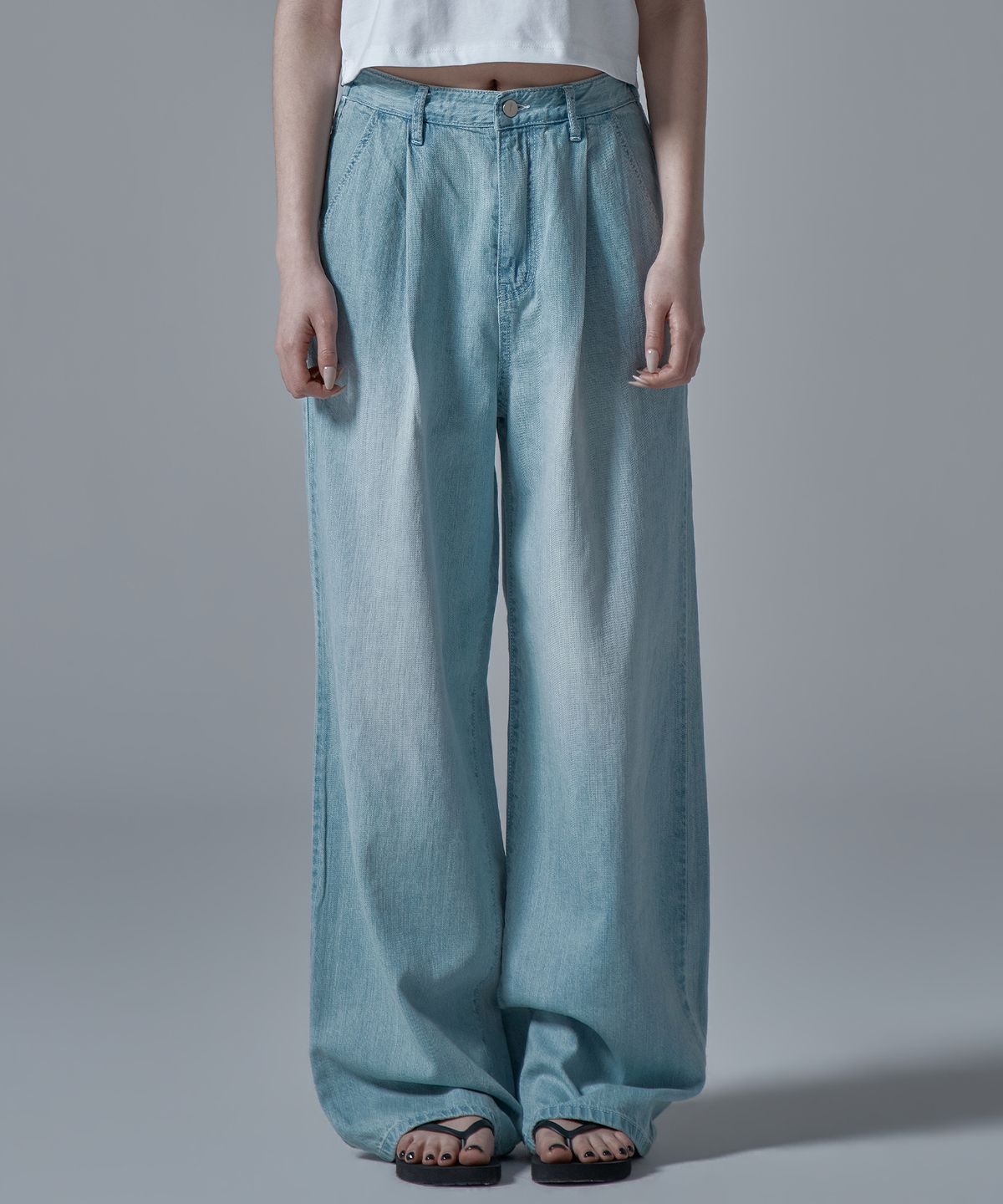 와르 포 우먼(WAARFORWOMAN) W1141 밴딩 와이드 데님 팬츠_연청 [숏기장 추가]