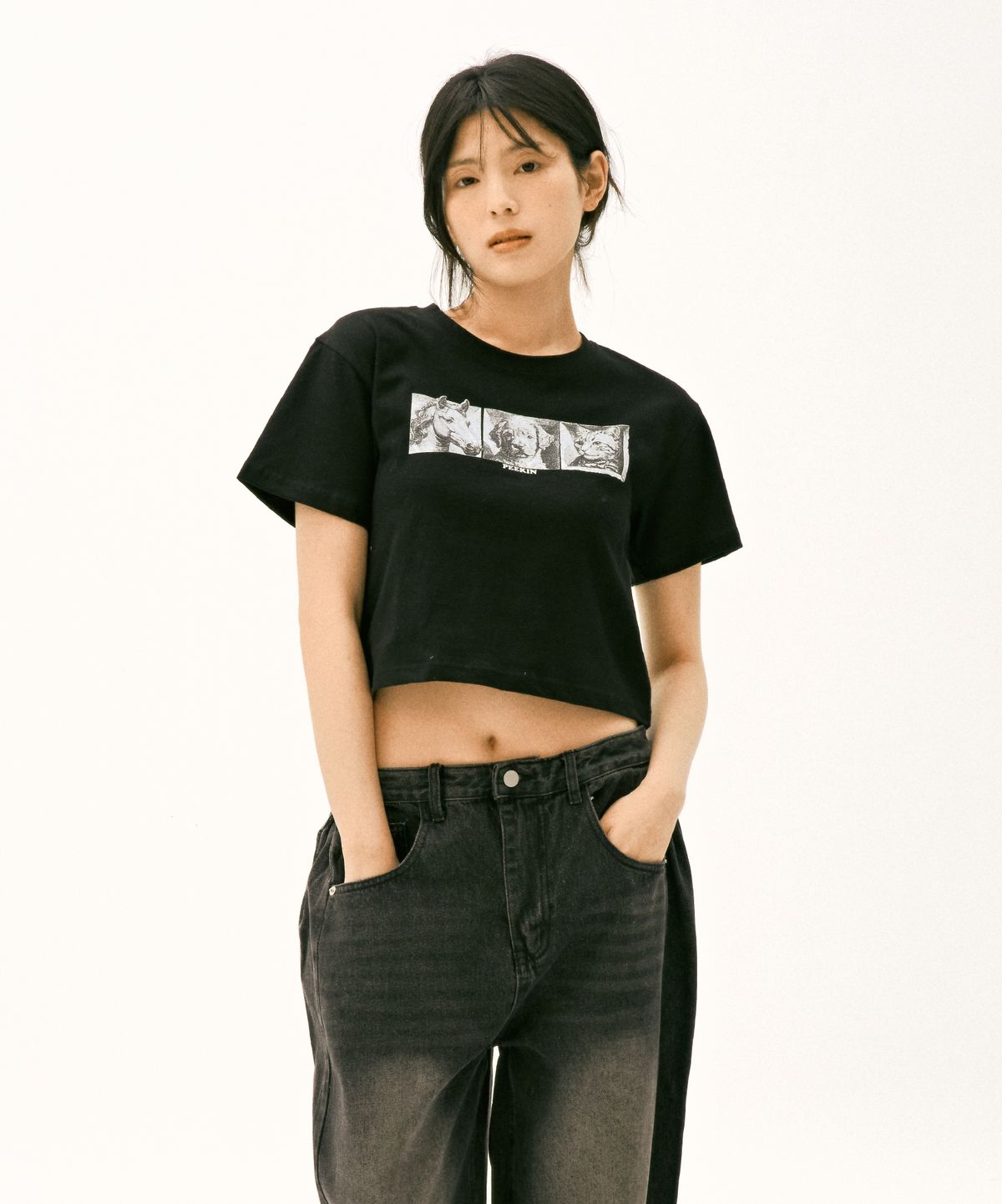 앤드어게인(ANDAGAIN) 크롭 펫 그래픽 티셔츠 (블랙