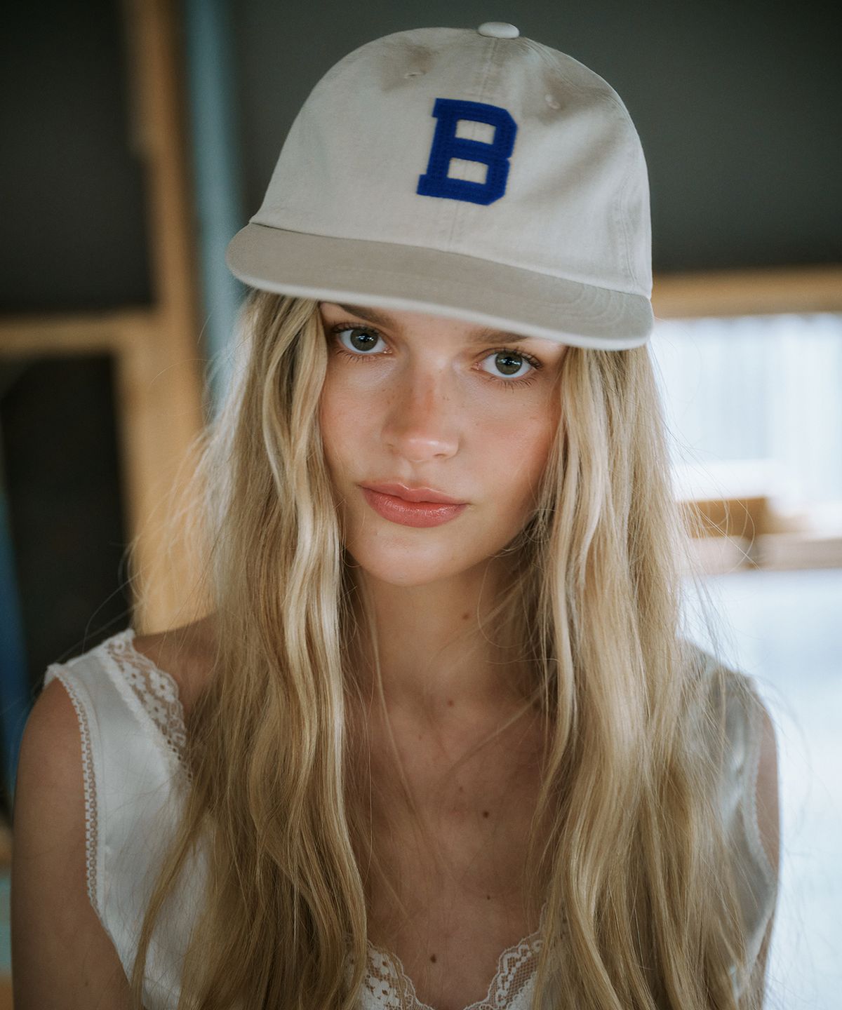 그린버터(GREENBUTTER) B Logo Cap (Beige)