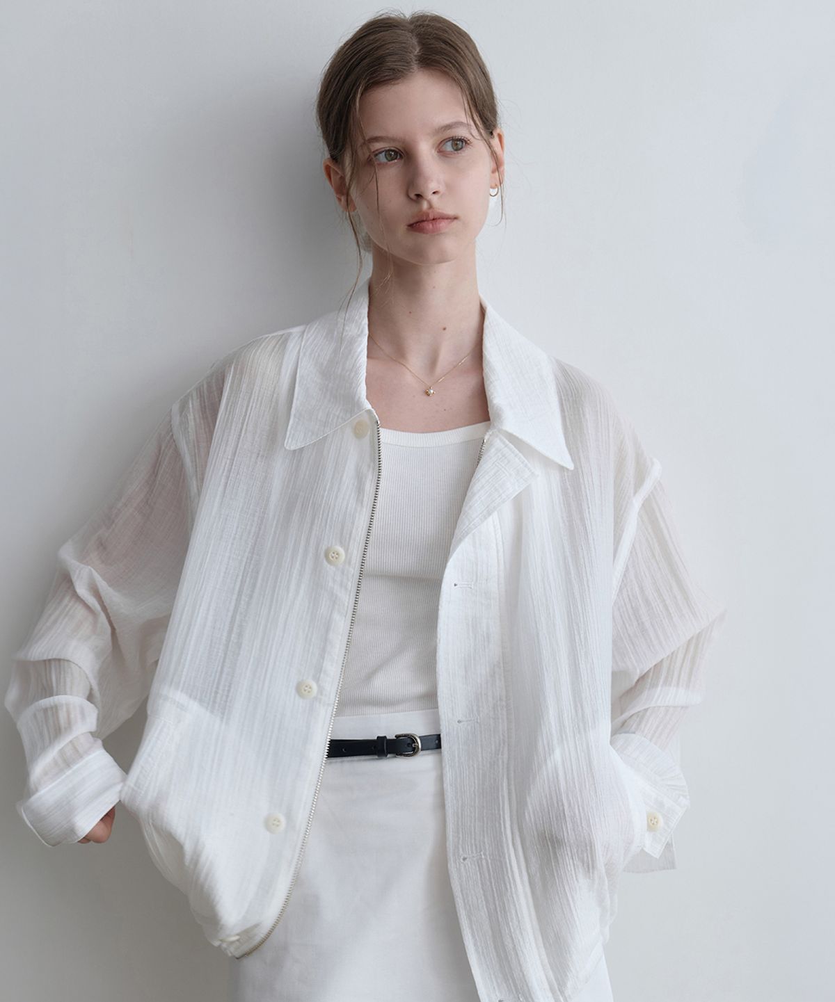 르나브(LENAV) rainy summer button kara blouson (white)