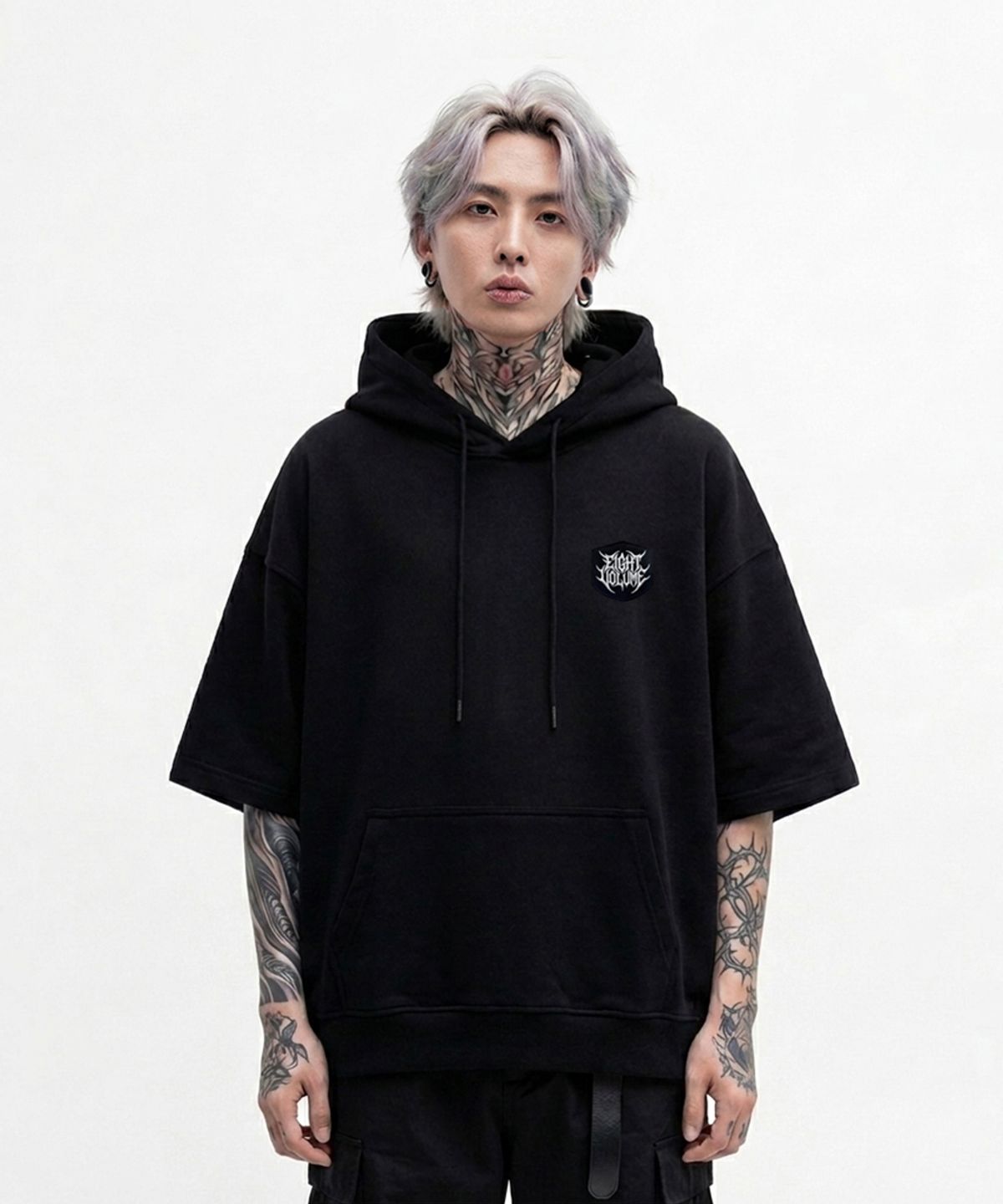 에잇볼륨(EIGHTVOLUME) EV 메탈 패치 오버핏 반팔후드 (블랙)