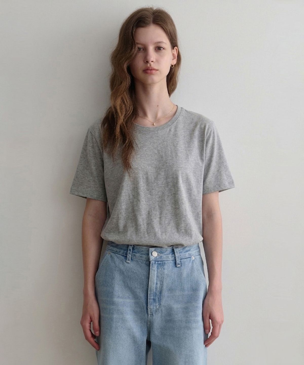 르나브(LENAV) esu u neck t-shirts (grey)