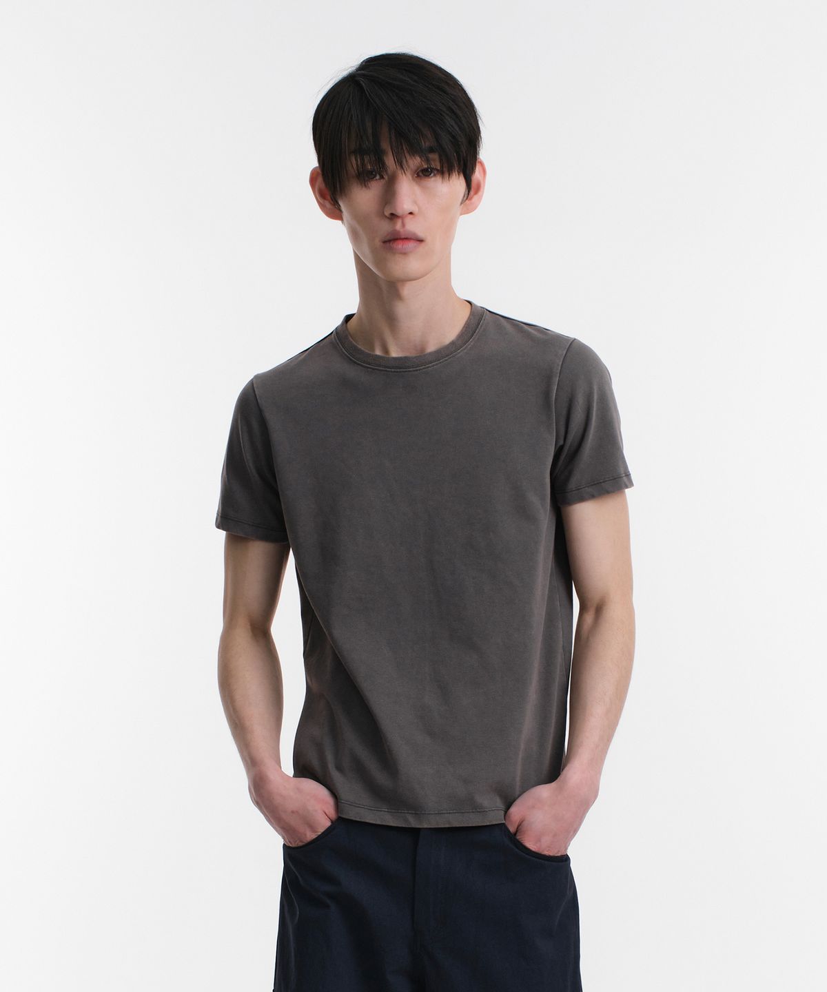 다이브인(DIVEIN) WASHED REGULAR FIT T-SHIRTS (CHARCOAL)