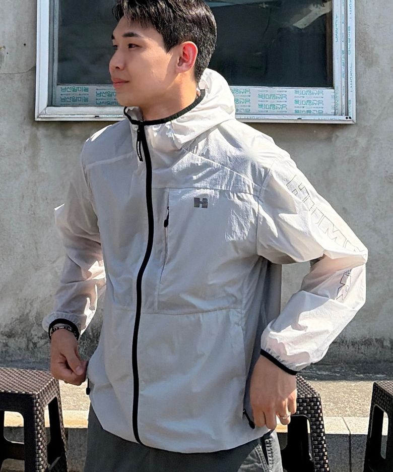 H3 나일론 경량 바람막이 자켓 라이트 그레이