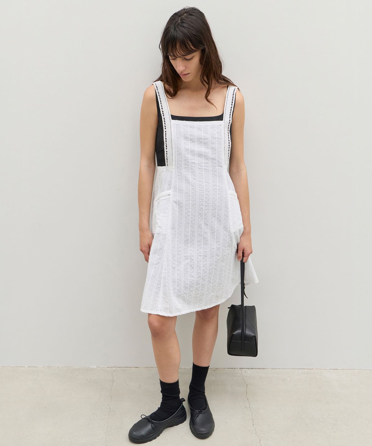 르바(LEVAR) Layered Apron Dress - Off White