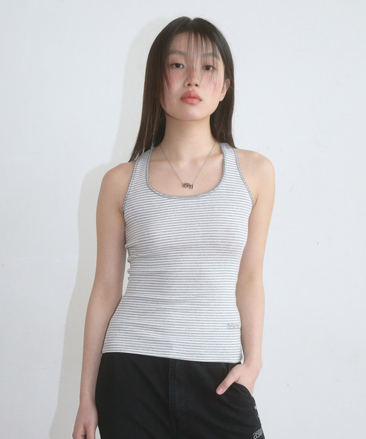 애즈온(ASON) RIPPLE STRIPE SLEEVELESS / GRAY
