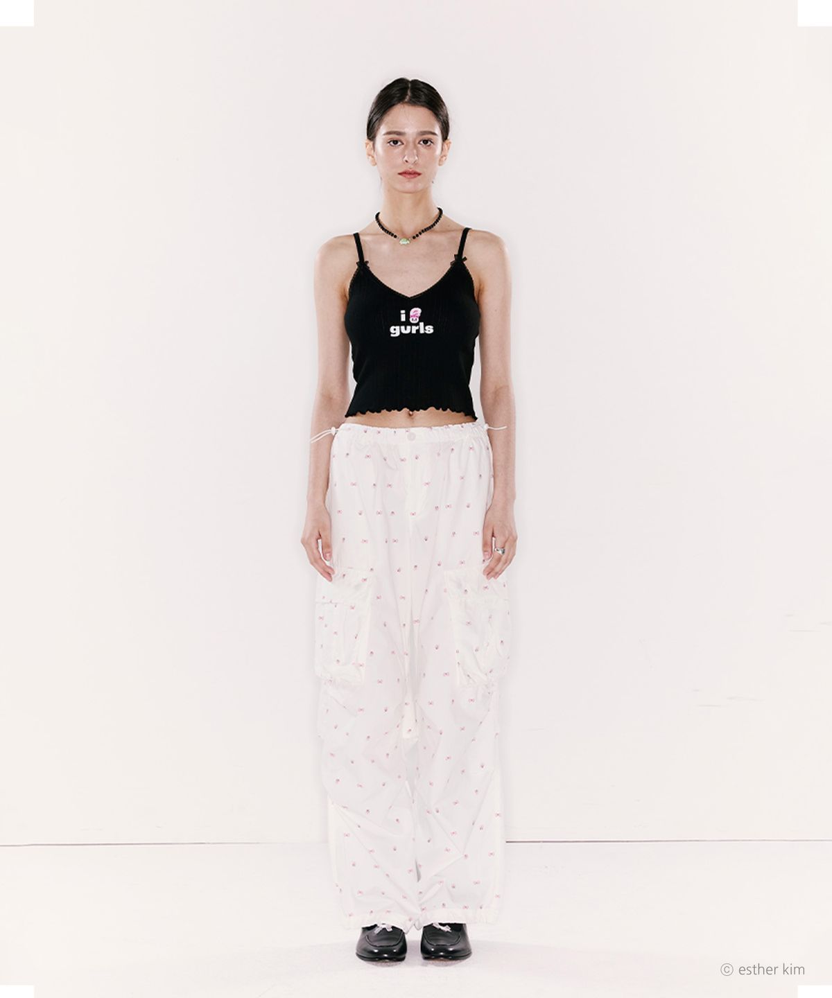 에즈이프 캘리(ASIF CALIE) ESTHER BUNNY X AS IF CALIE BUNNY GURLS SLEEVELESS BLACK
