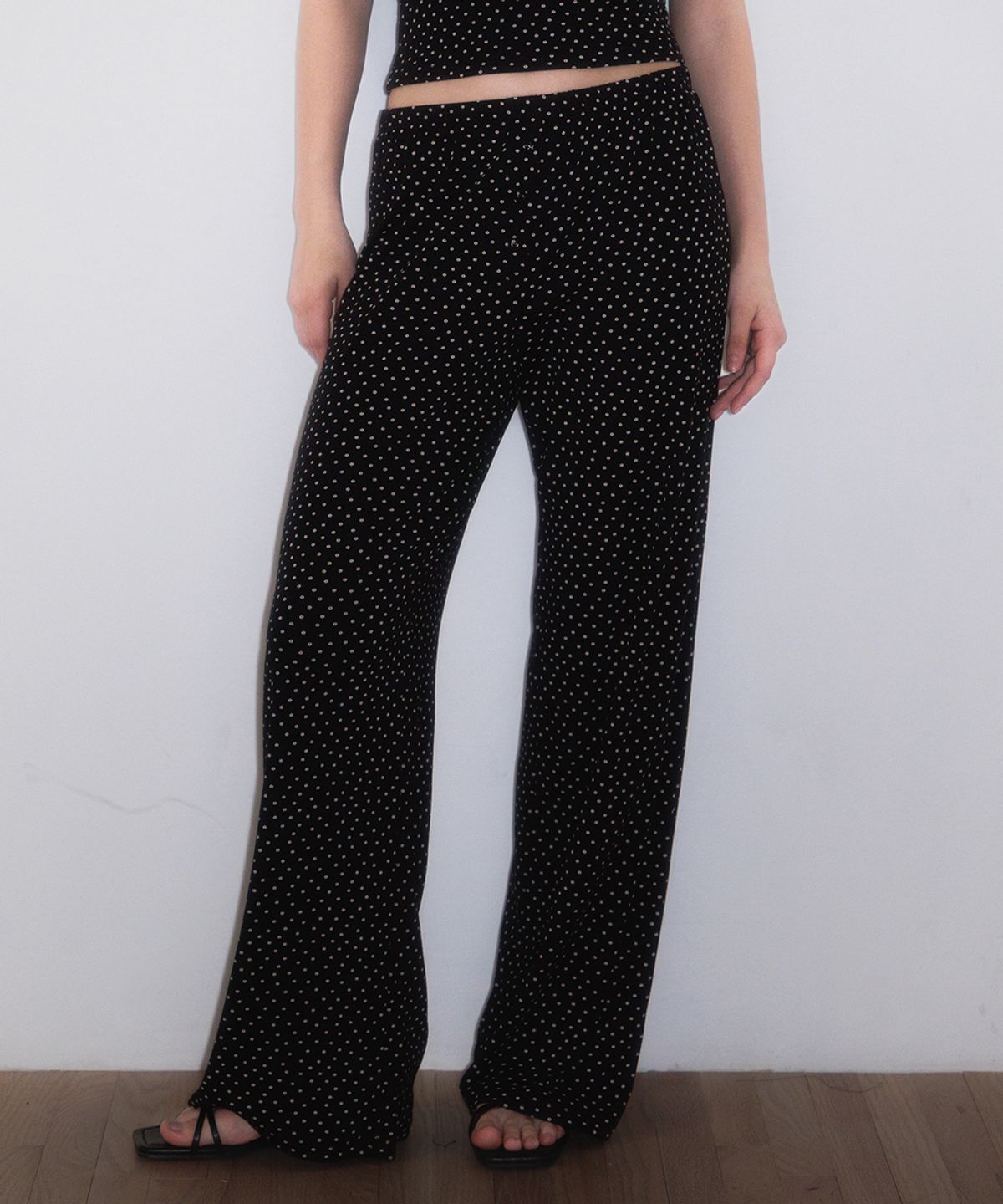 로제프란츠(ROSEFRANTZ) Rose & Berry Lounge Pants [Black]