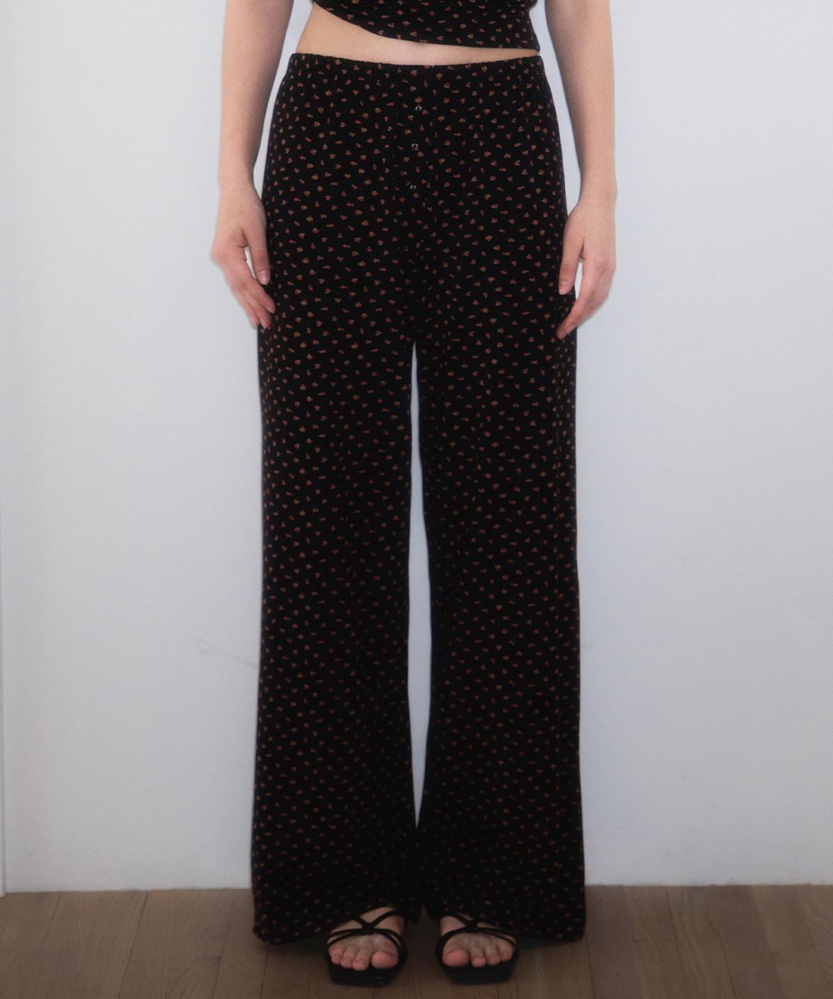 로제프란츠(ROSEFRANTZ) Rose & Berry Lounge Pants [Rose Black]