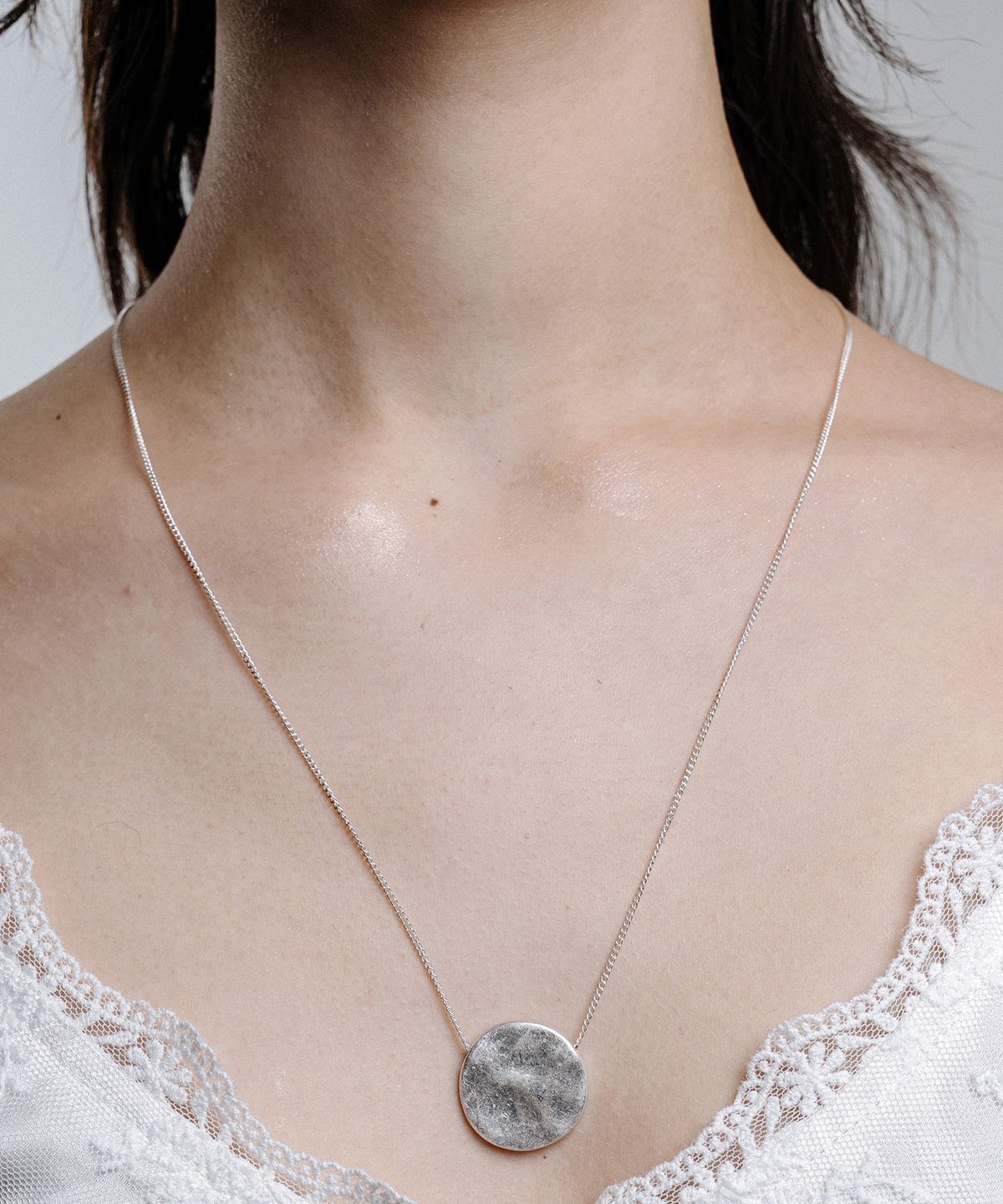 스칼렛또(SCALETTO) RA019 Uneven Coin Necklace