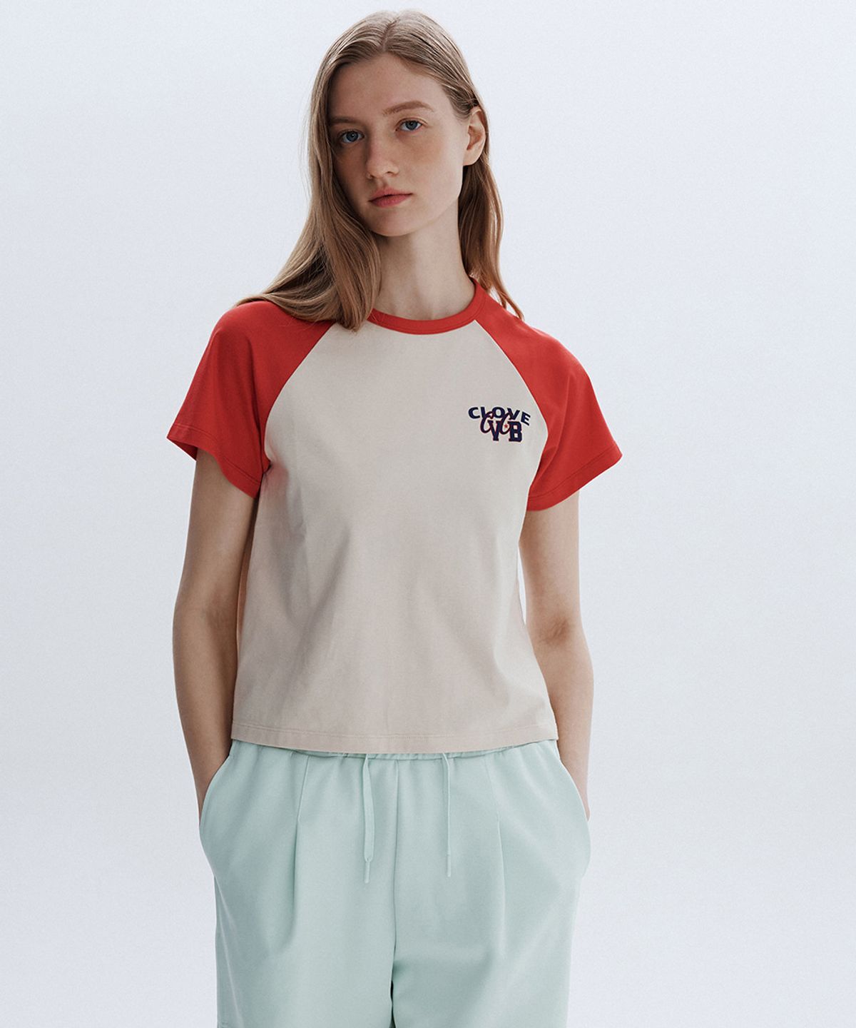 클로브(CLOVE) [26SM clove] Raglan Logo Graphic T-Shirt (Light Beige)