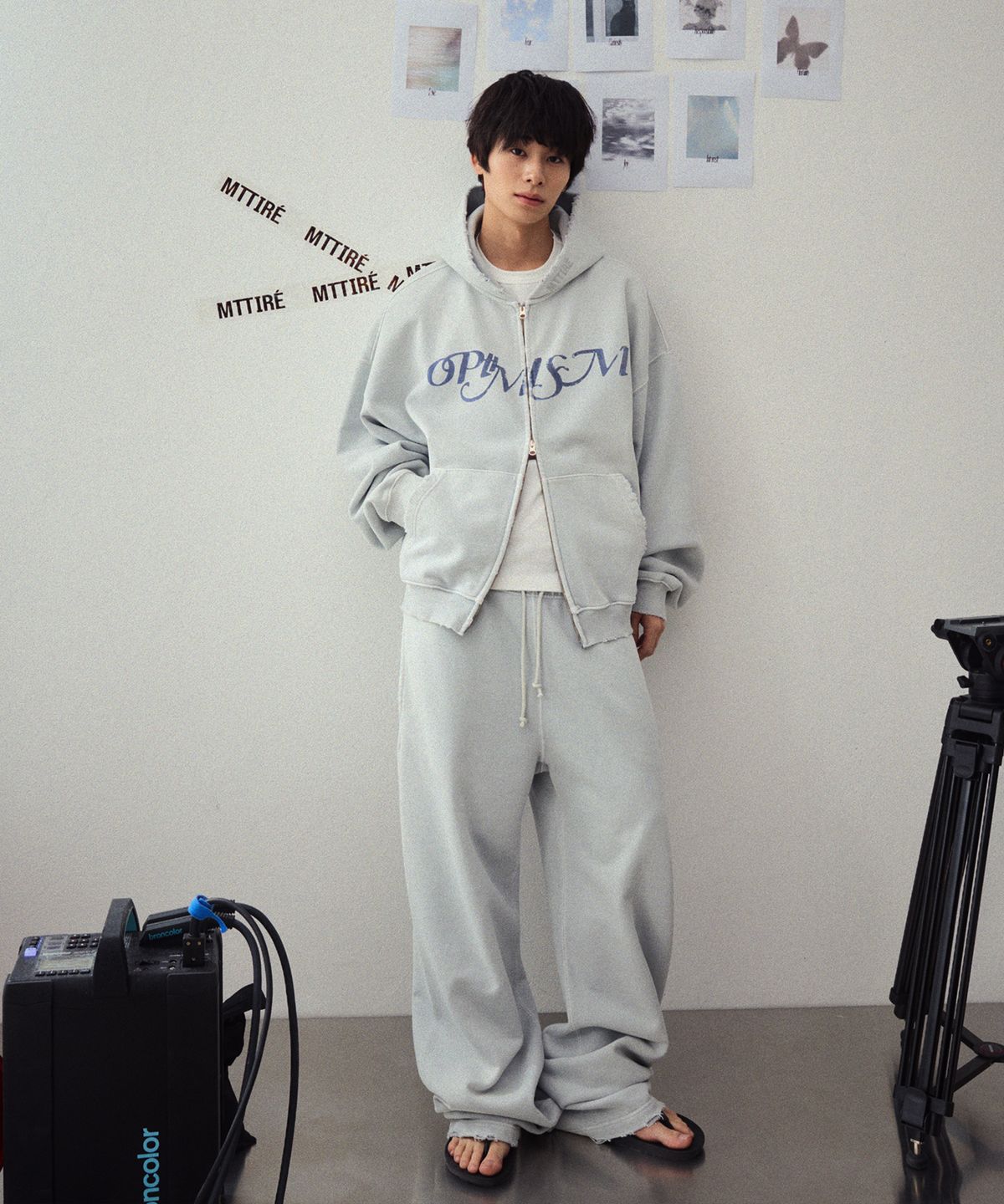 마티레(MTTIRÉ) VTG WASHED STRAIGHT SWEAT PANTS / LIGHT GRAY