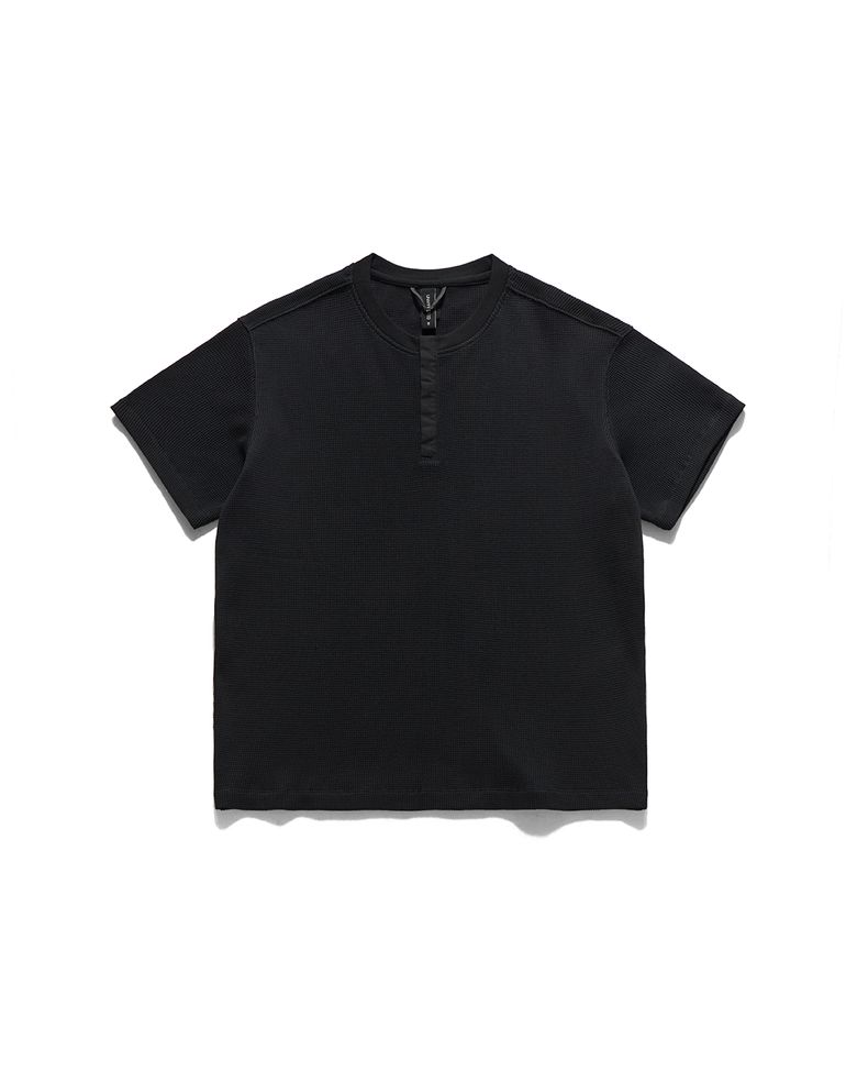 HENLEY NECK T-SHIRT / BLACK