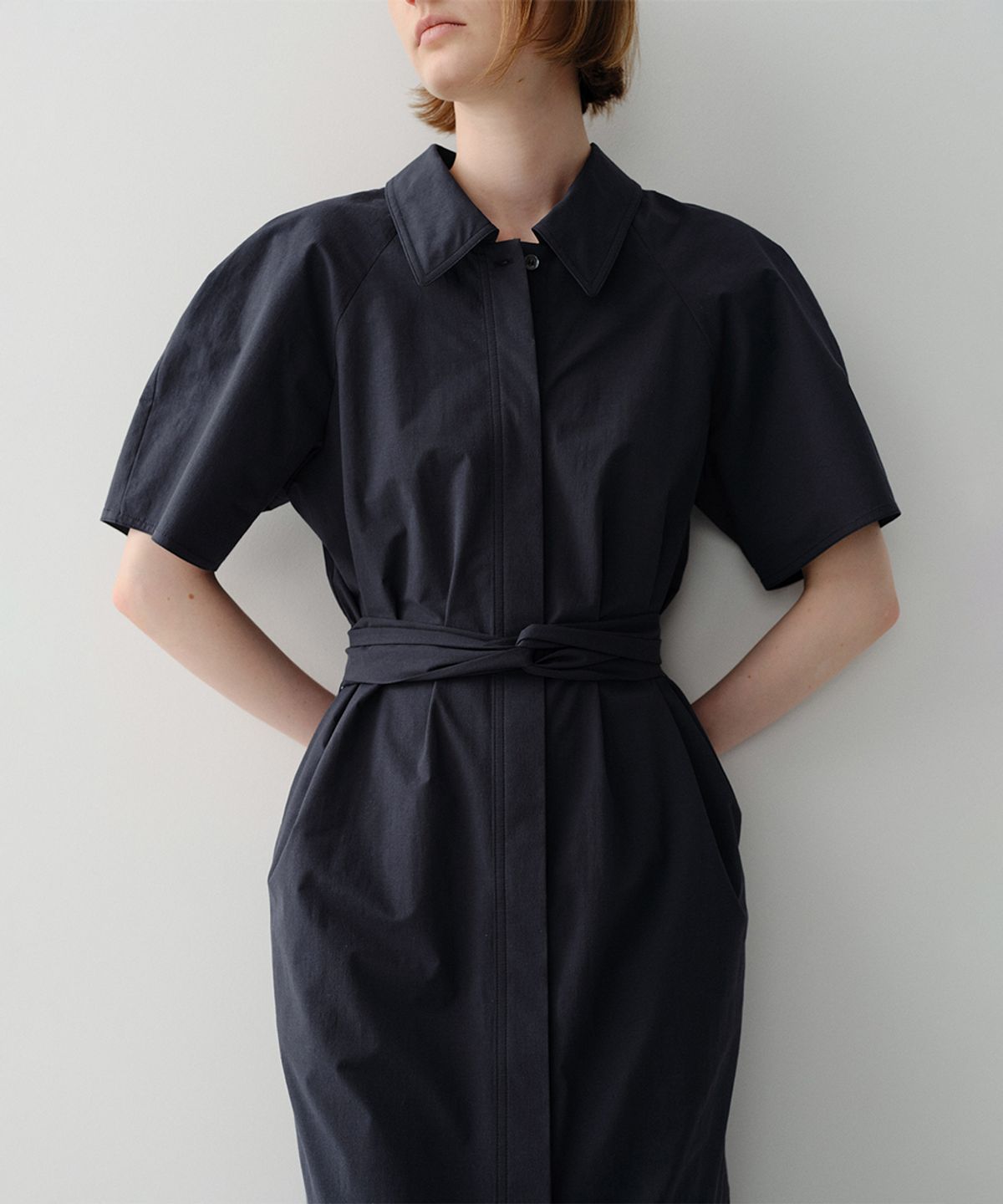 이아(EAAH) RAGLAN SHIRT DRESS (NAVY)