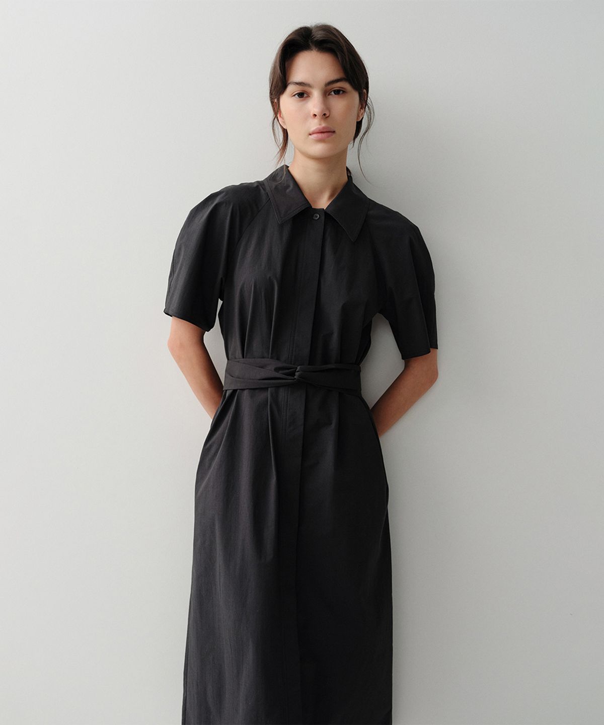 이아(EAAH) RAGLAN SHIRT DRESS (BLACK)