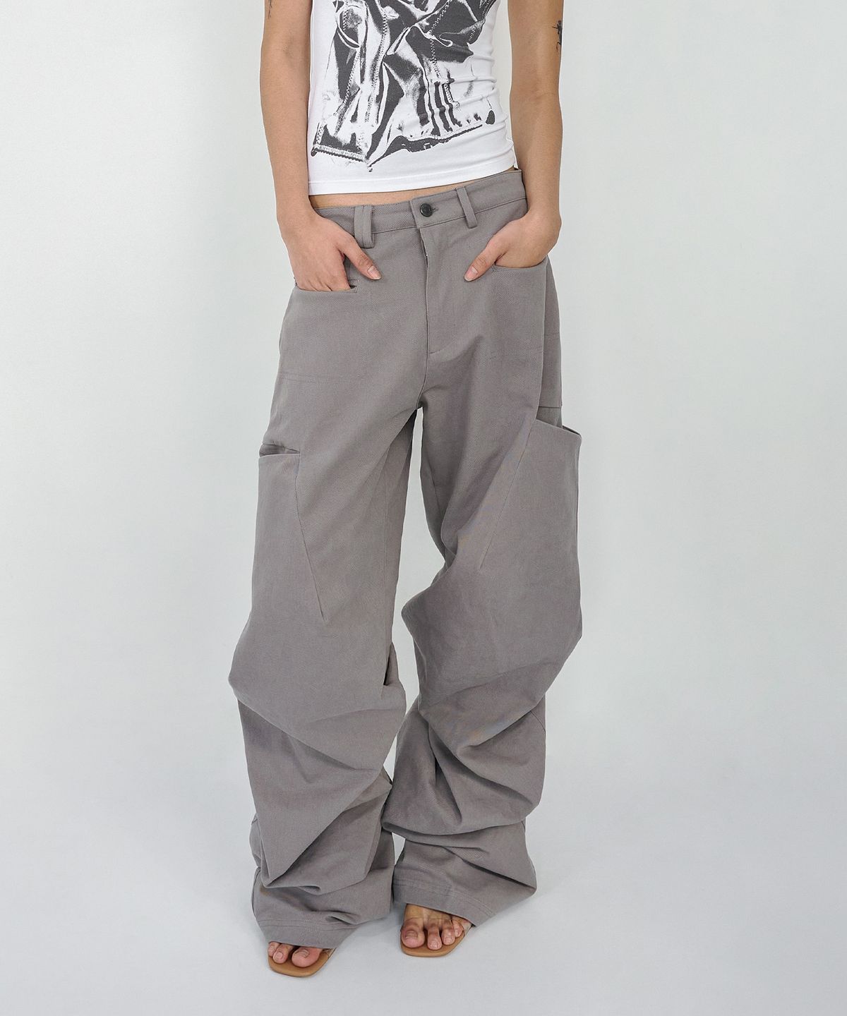 나체(NACHE) PINTUCK WIDE PANTS (UNISEX) DUSTY BEIGE