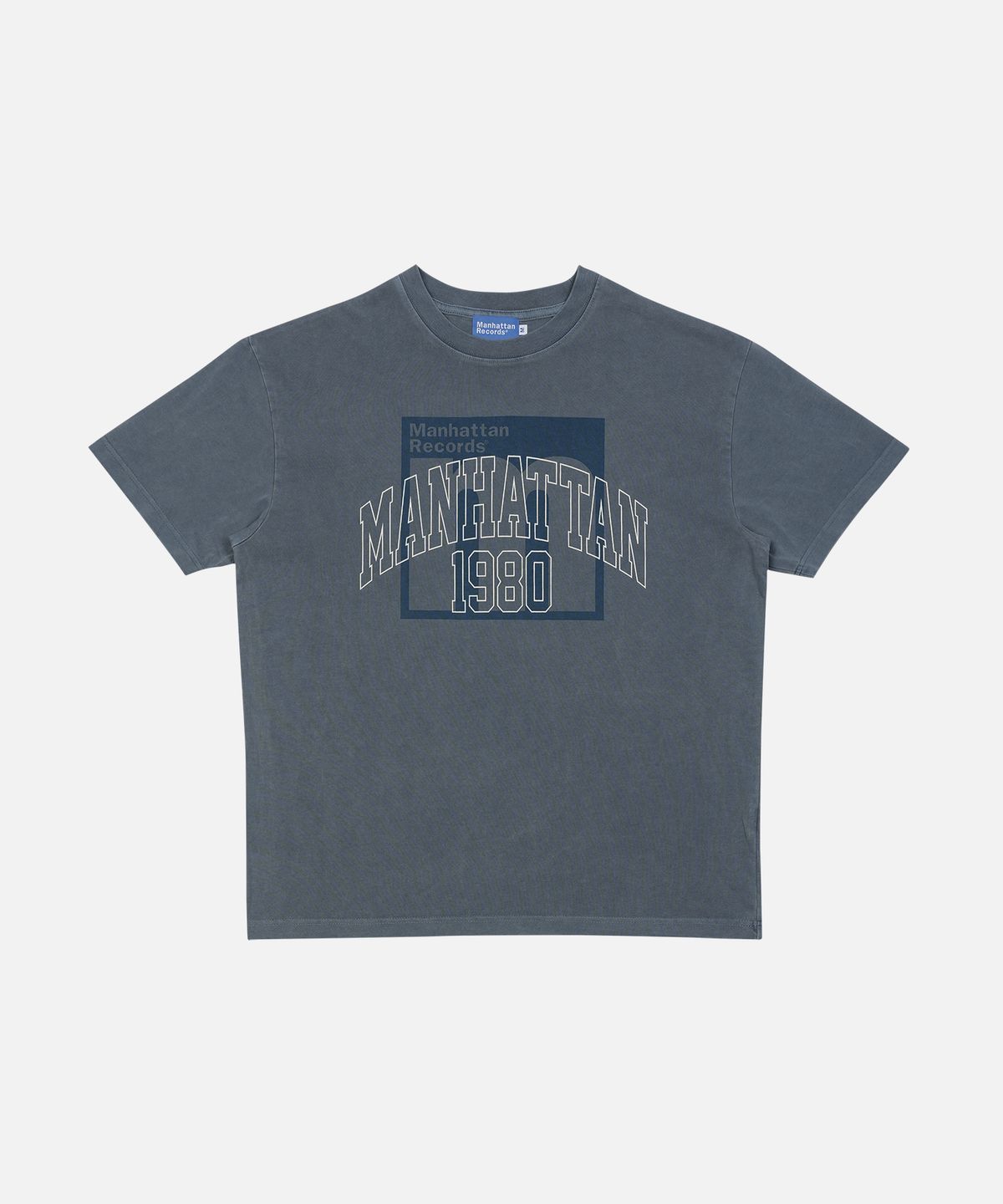 맨하탄레코즈(MANHATTAN RECORDS) MR Pigment Stack Logo Tee - Blue