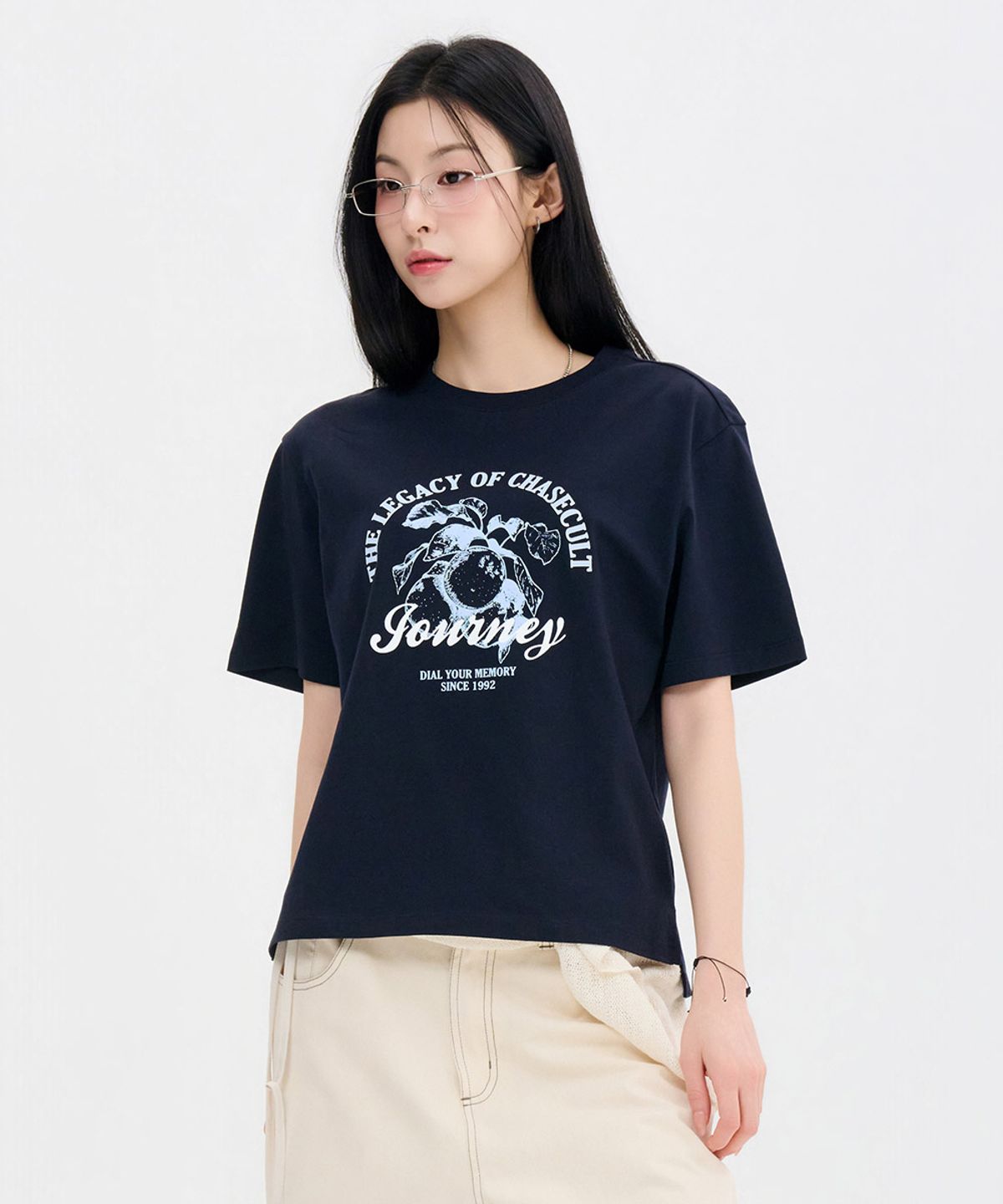체이스컬트(CHASECULT) 여성 과일 드로잉 반팔 티셔츠-FBZG5852C04