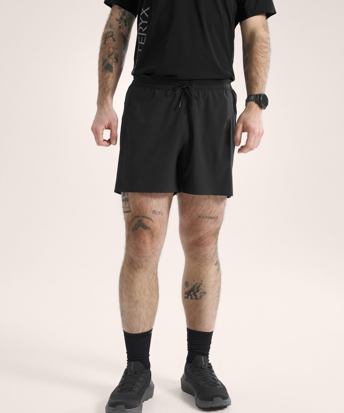 아크테릭스(ARCTERYX) 노반 쇼츠 5인치 남성 - BLACK / APQSM10614