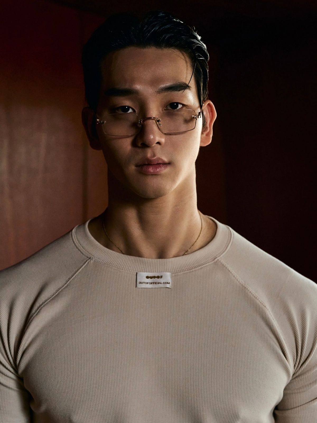 아웃오브(OUTOF) Raglan Cotton T Shirt
