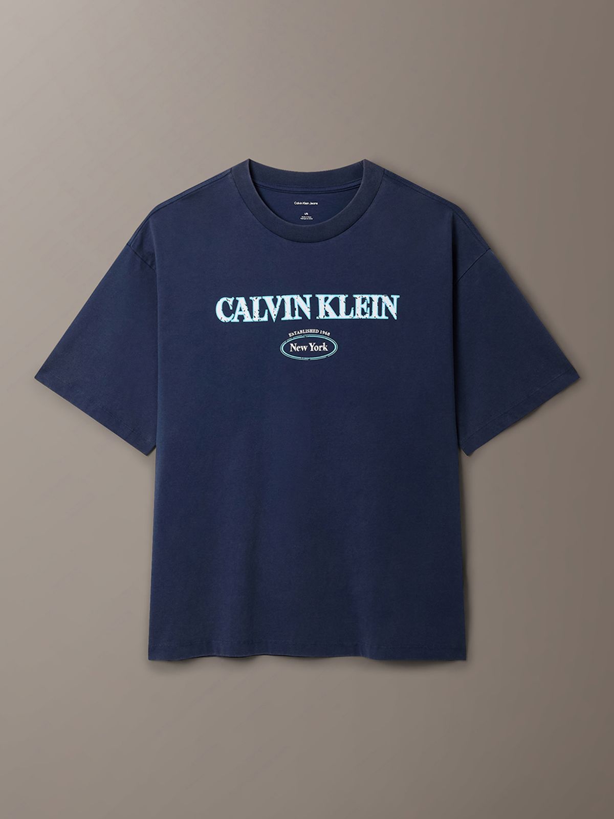 캘빈클라인 진(CALVIN KLEIN JEANS) 애시드 워시 그래픽 반팔 티셔츠 A4RG840G CEY