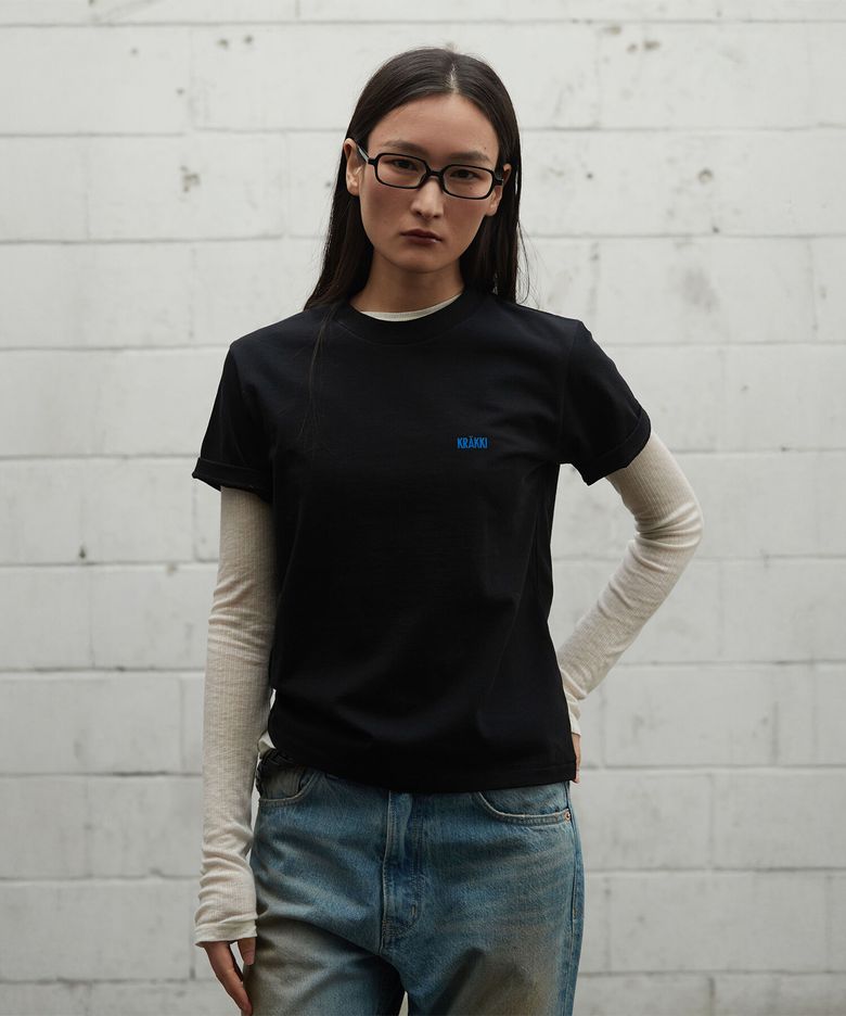 [Women] Basic Logo Tee_Black [KR265PWT403]