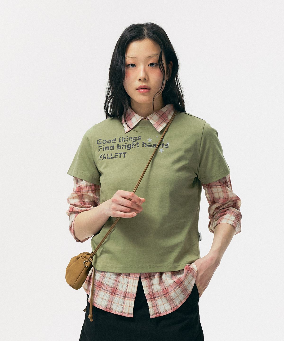 팔렛(FALLETT) 가로 폰트 반팔티 카키