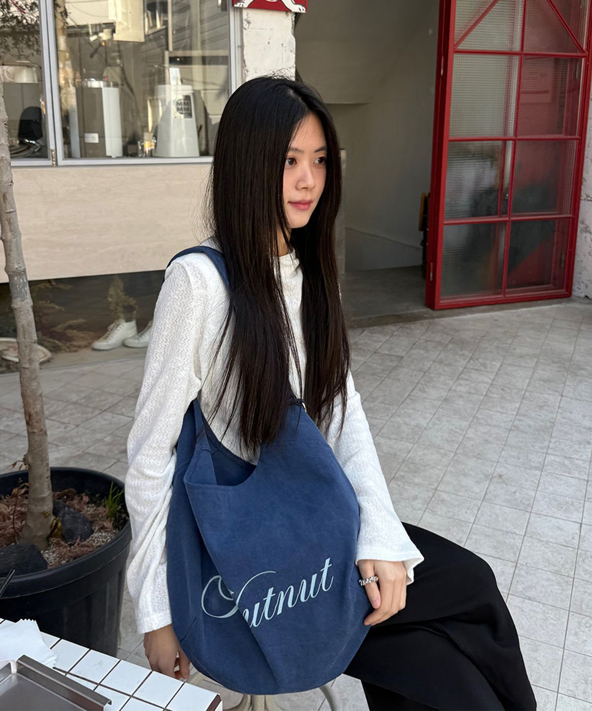 넛넛(NUTNUT) Hobo Shoulder Bag - NAVY