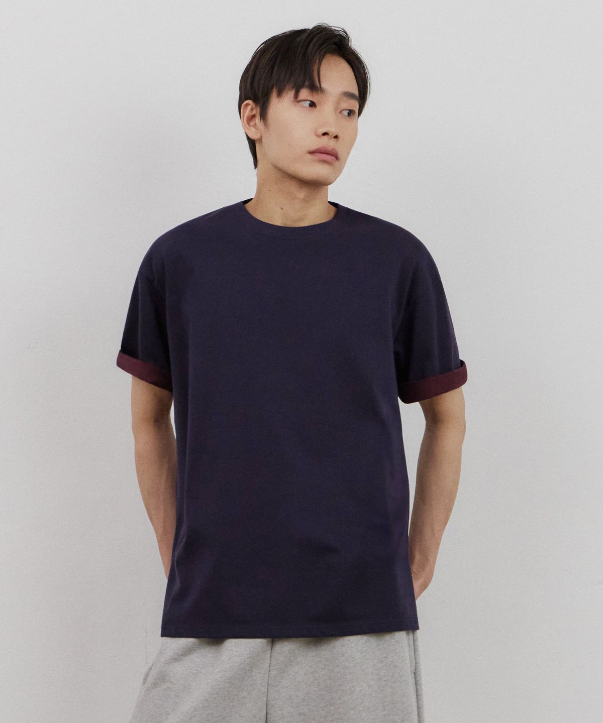 어반스터프(URBANSTOFF) 더블 레이어드 티 (네이비)