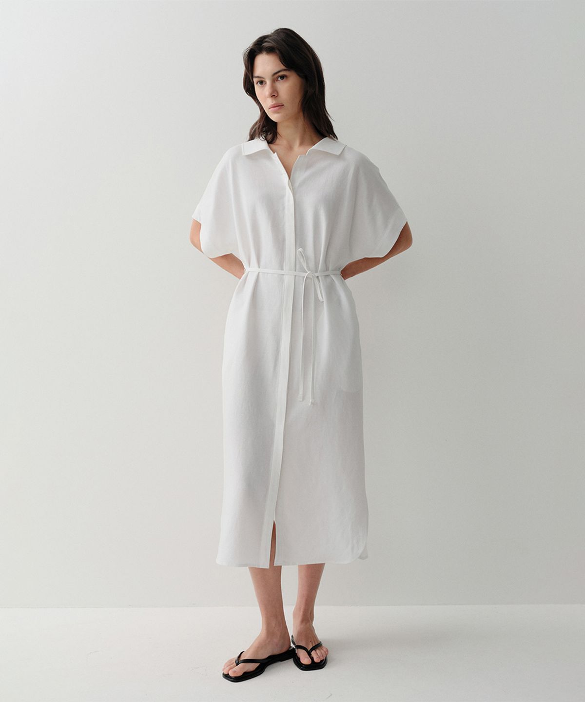 이아(EAAH) MALLOW LINEN SHIRT DRESS (WHITE)