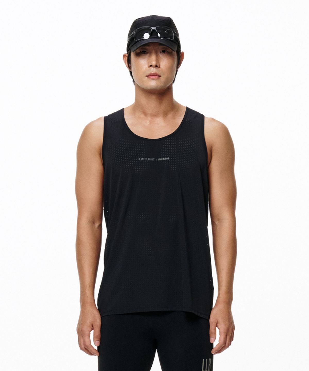 라임라잇 어패럴(LIMELIGHT APPAREL) LLR 로고 러닝 슬리브리스 (블랙/그레이)