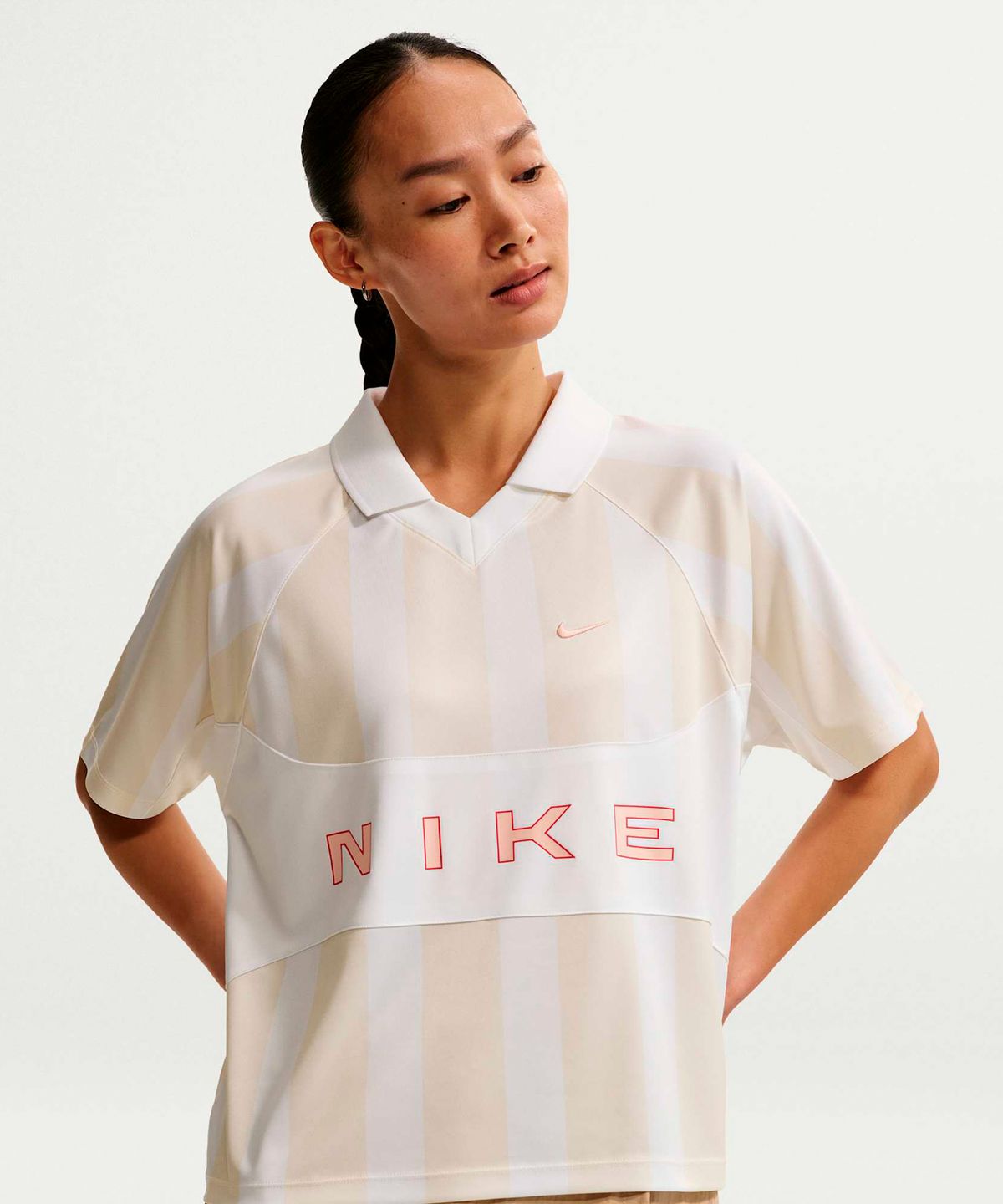 나이키(NIKE) 스포츠웨어 오버사이즈 저지 W - 초크:화이트:화이트:아틱 오렌지 / IO0914-103